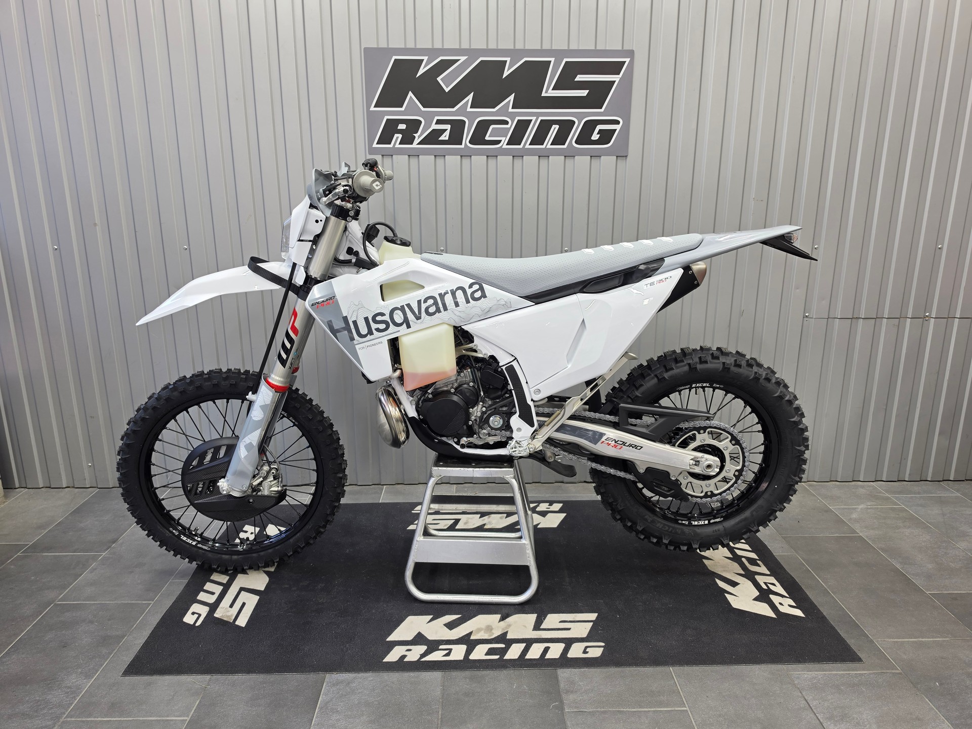 HUSQVARNA TE 300 PRO-image-3