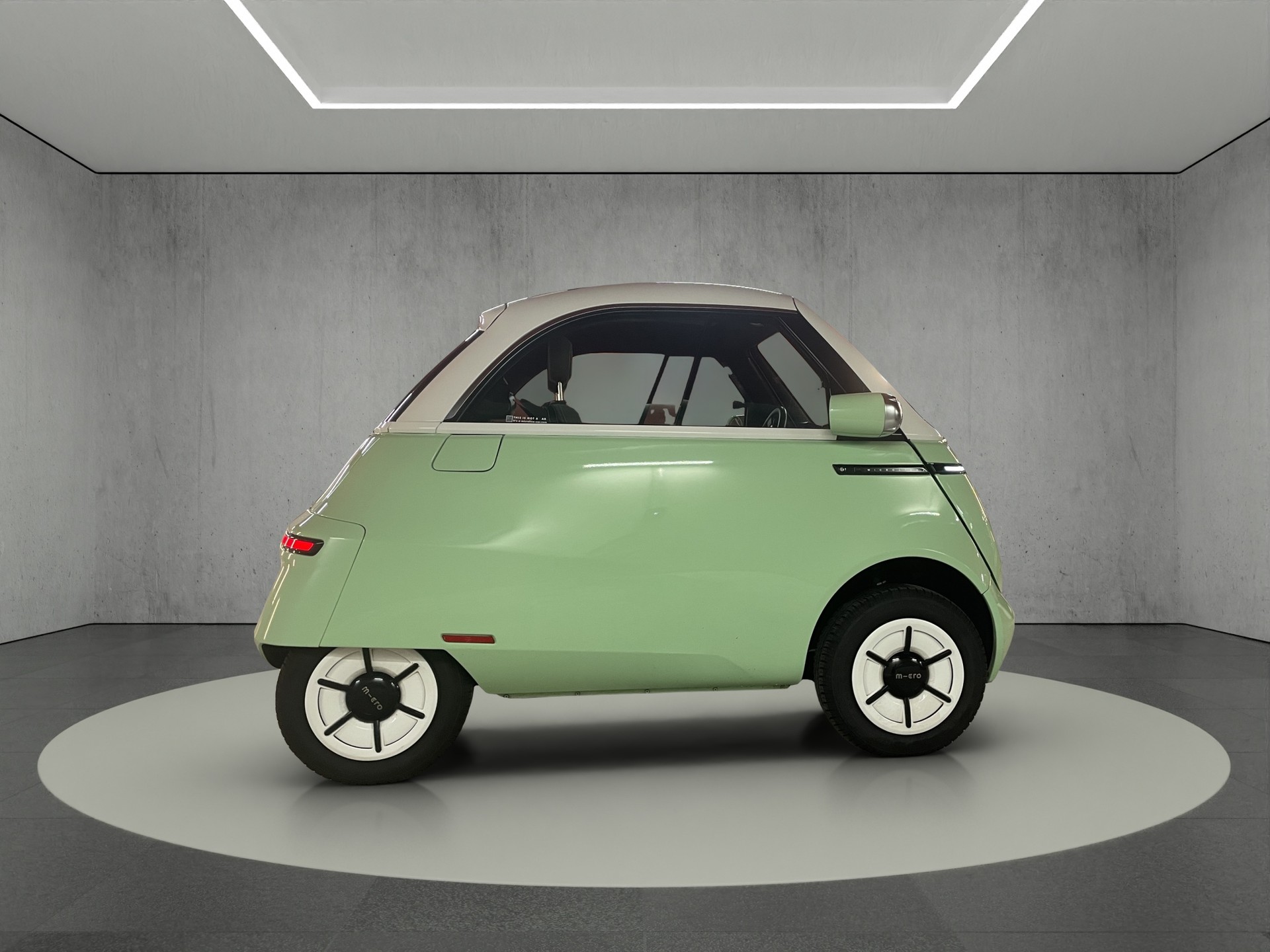 MICRO Microlino 15 kWh Long Range-showroom-element-3