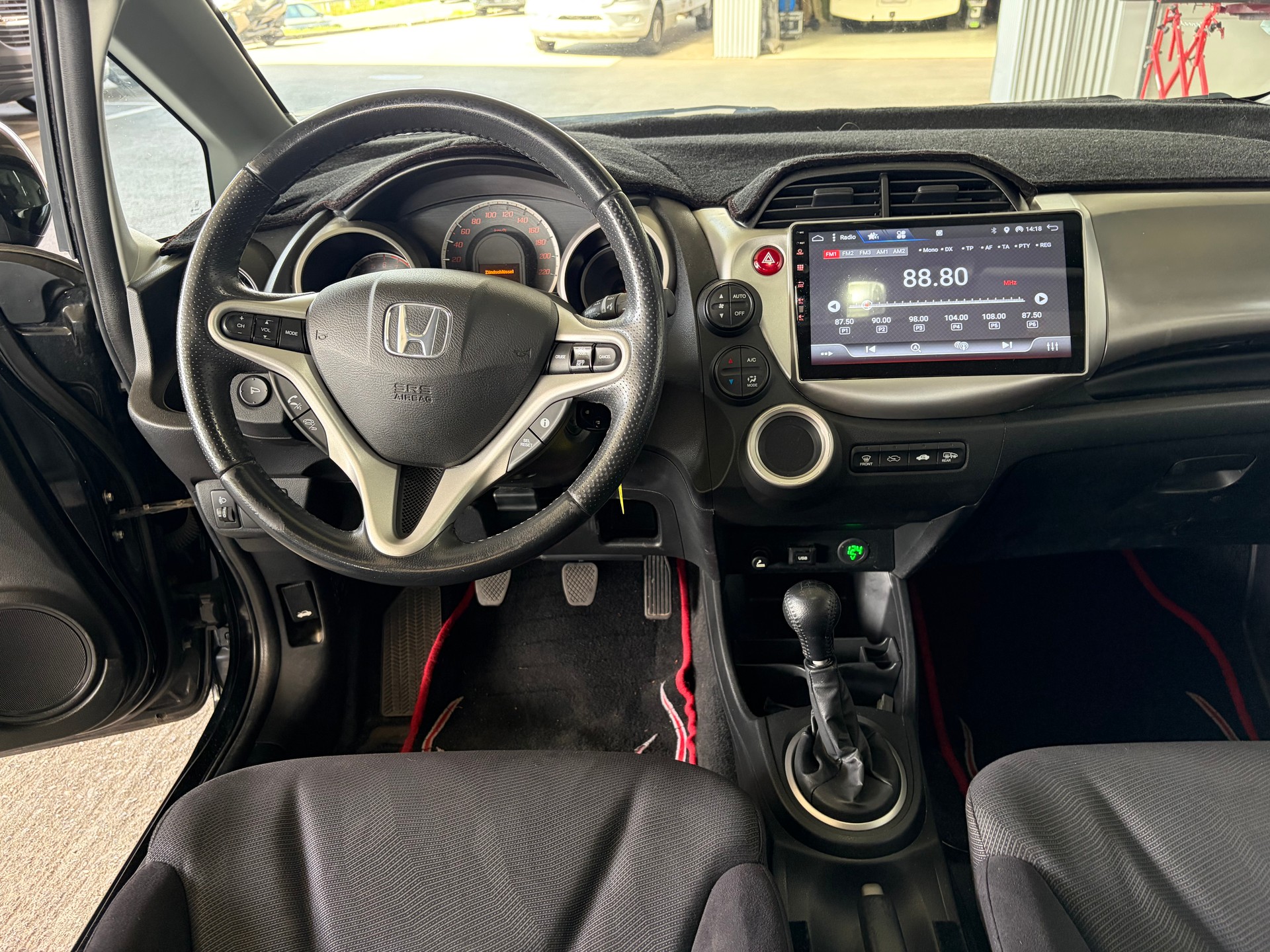 HONDA Jazz 1.4i Elegance-image-4