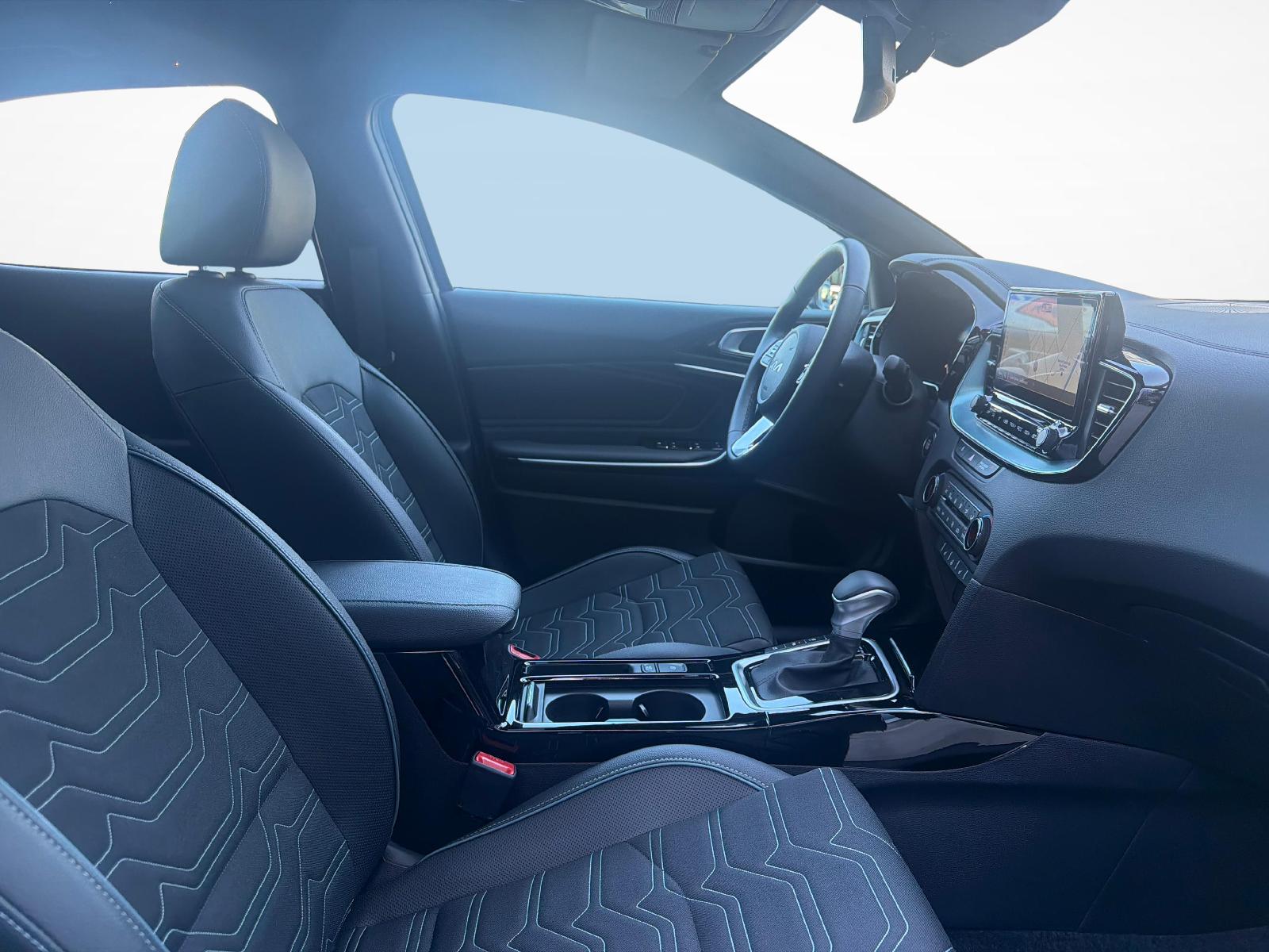 KIA XCeed 1.6 T-GDi Greydition-image-11