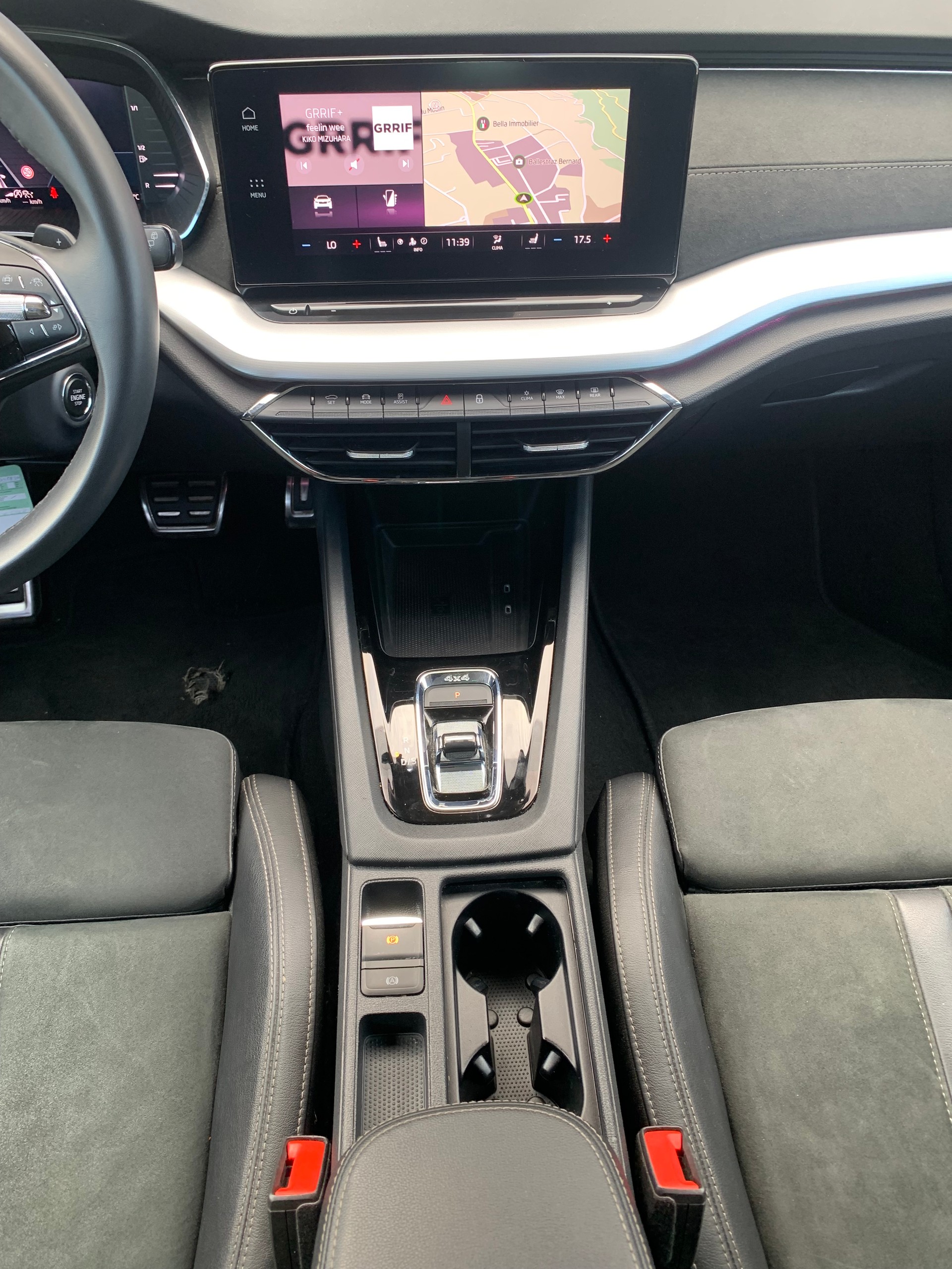 SKODA Octavia Combi 2.0 TSI DSG Scout 4x4-image-15