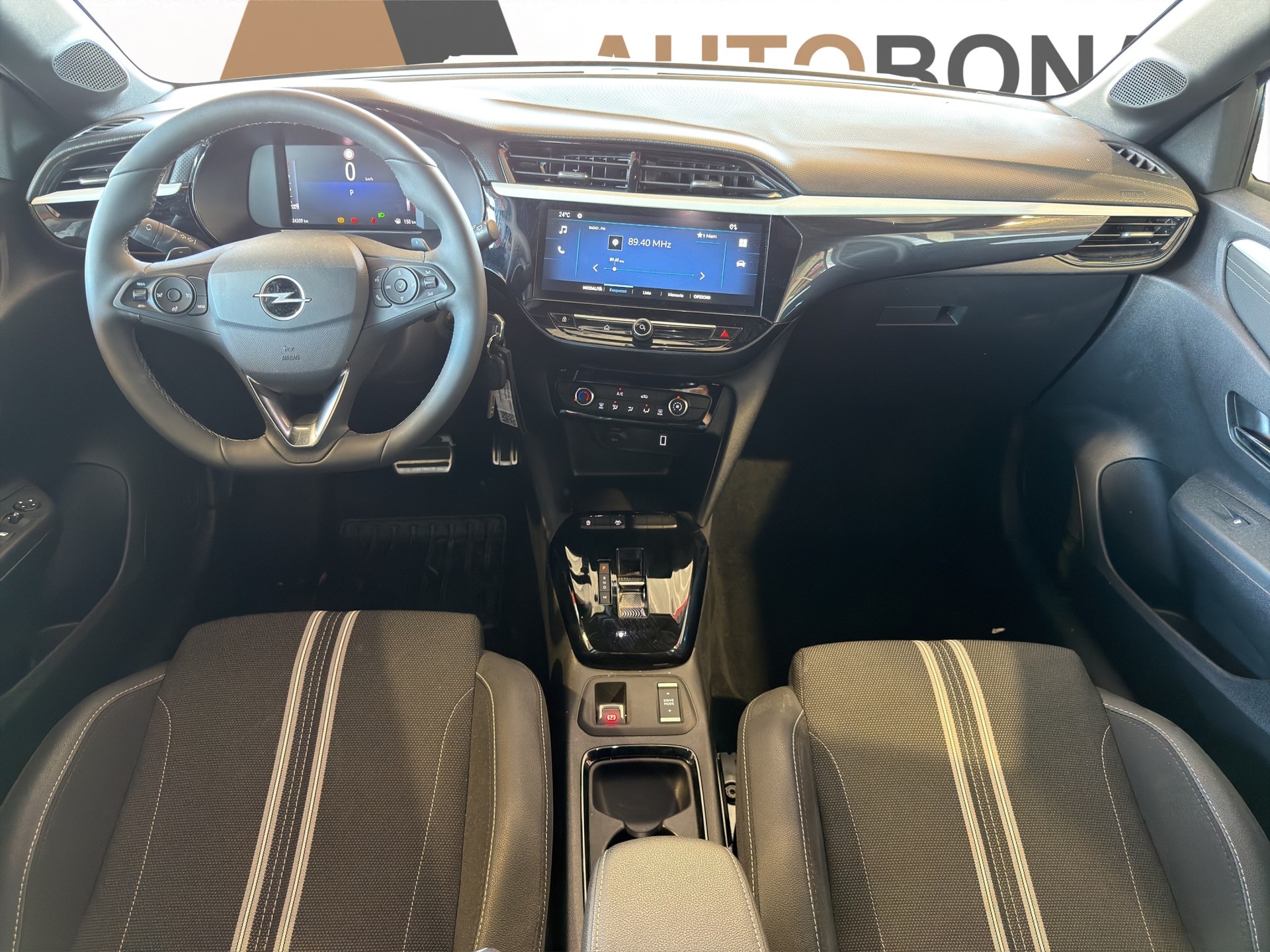 OPEL CORSA 1.2 T GS Bicolore-image-11
