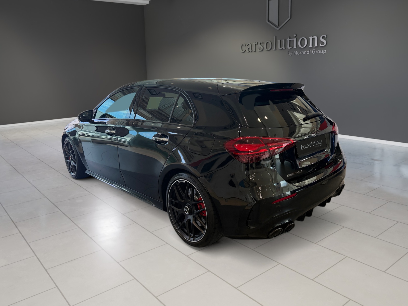 MERCEDES-BENZ A AMG 45 S 4Matic+ 8G-DCT-showroom-element-1