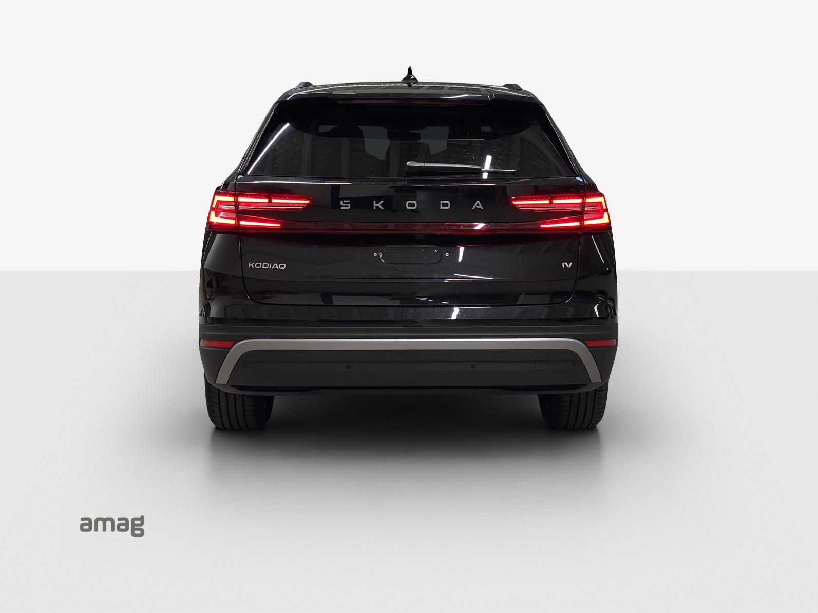 SKODA Kodiaq Dynamic 2.0TSI 204PS 7DSG4x4-showroom-element-3