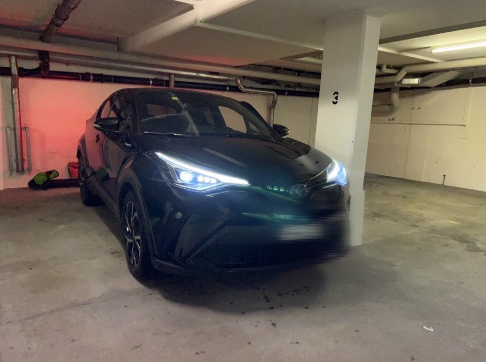 TOYOTA 2.0 VVTi HSD Trend-image-5