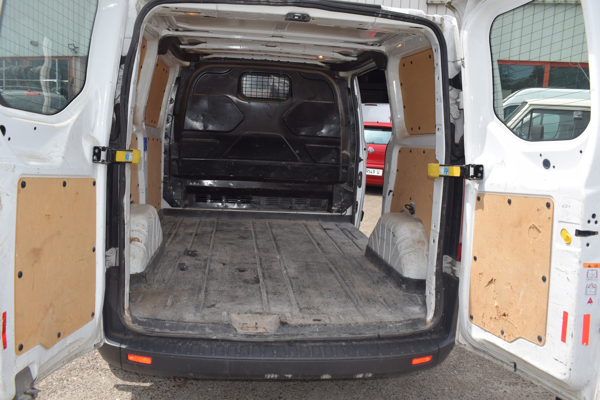 FORD Transit Custom Van 270 L1H1 Trend-image-4