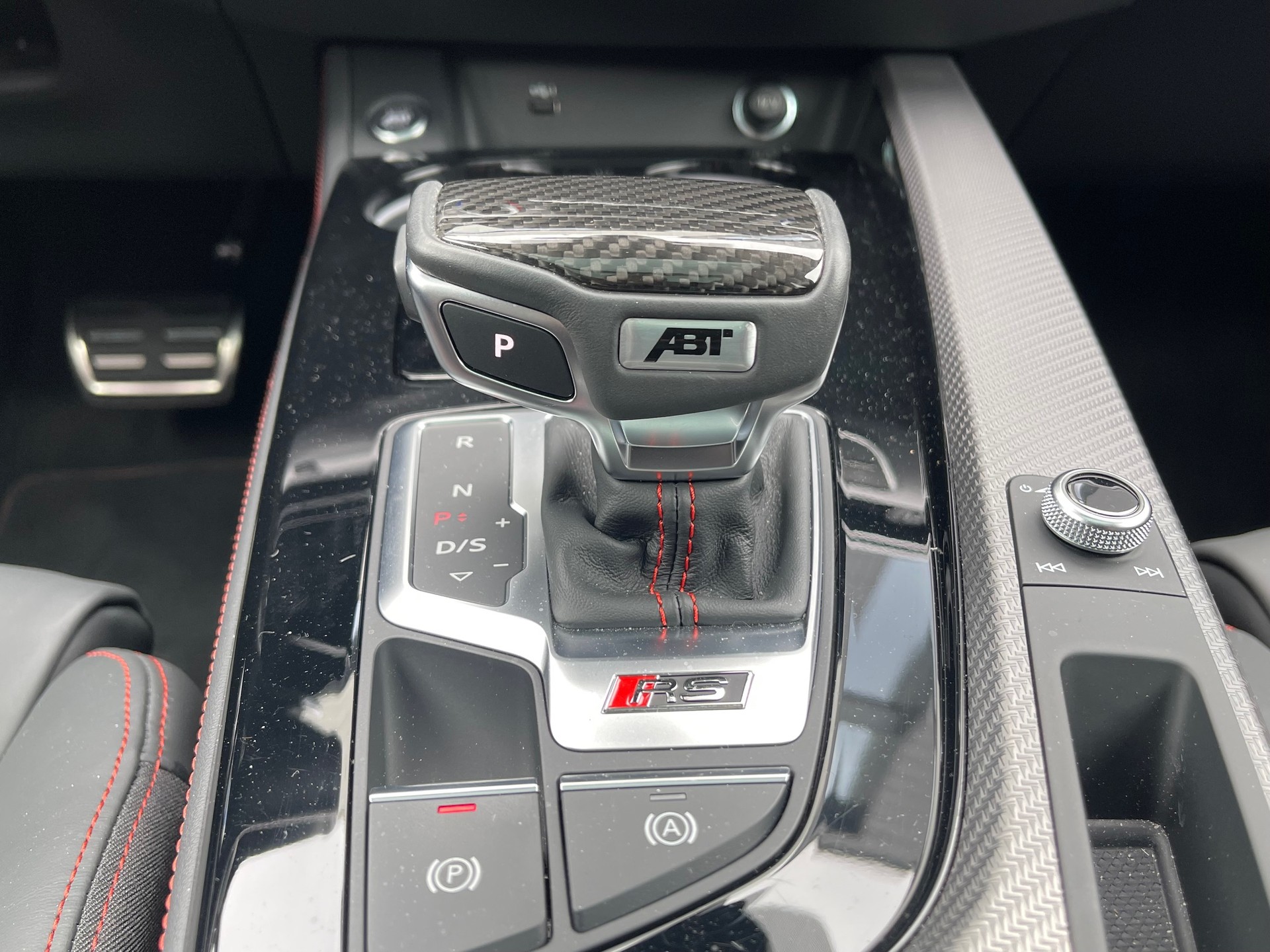 AUDI RS4-X ABT Avant quattro tiptronic-image-17