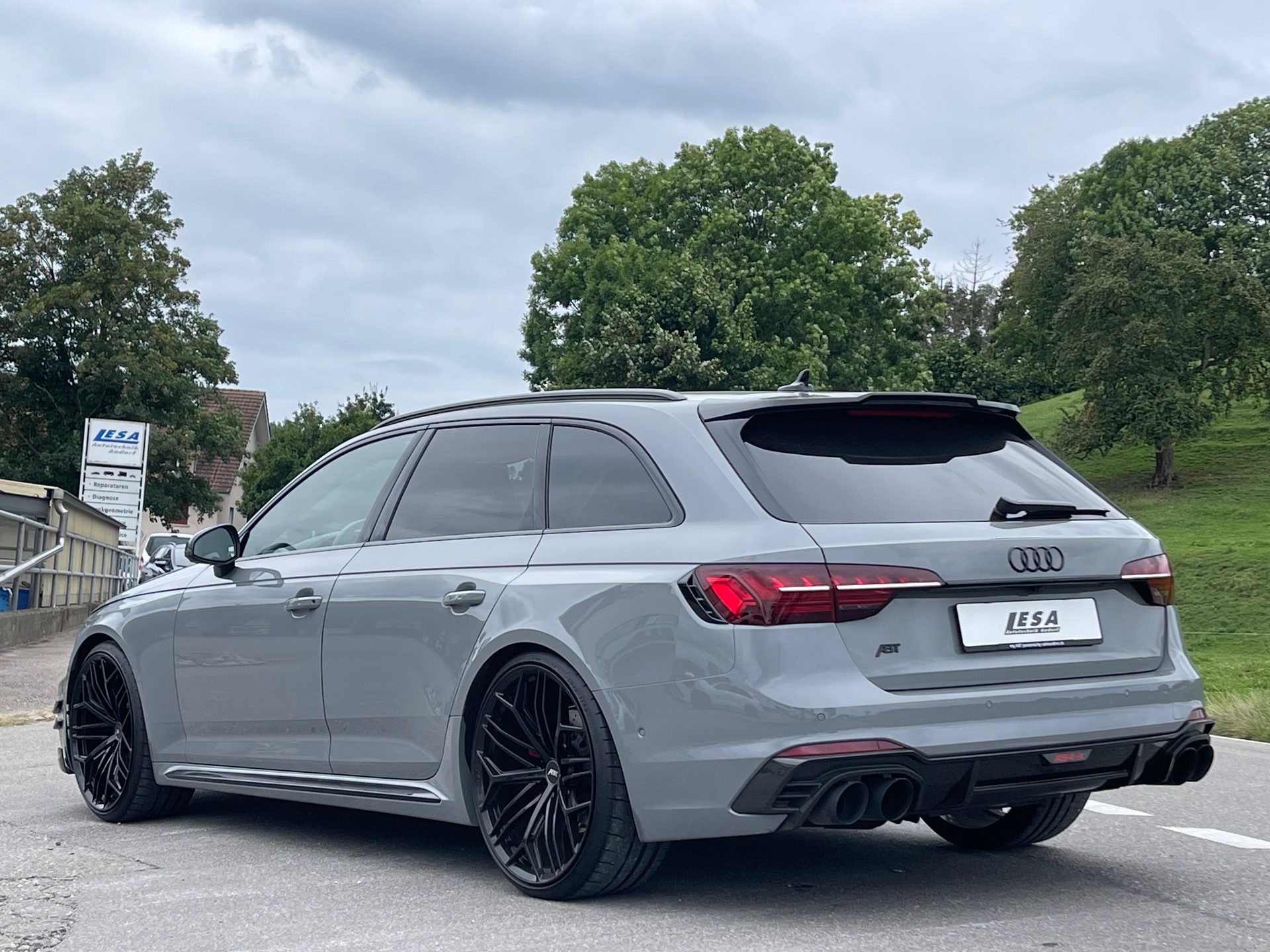 AUDI RS4-X ABT Avant quattro tiptronic-showroom-element-2