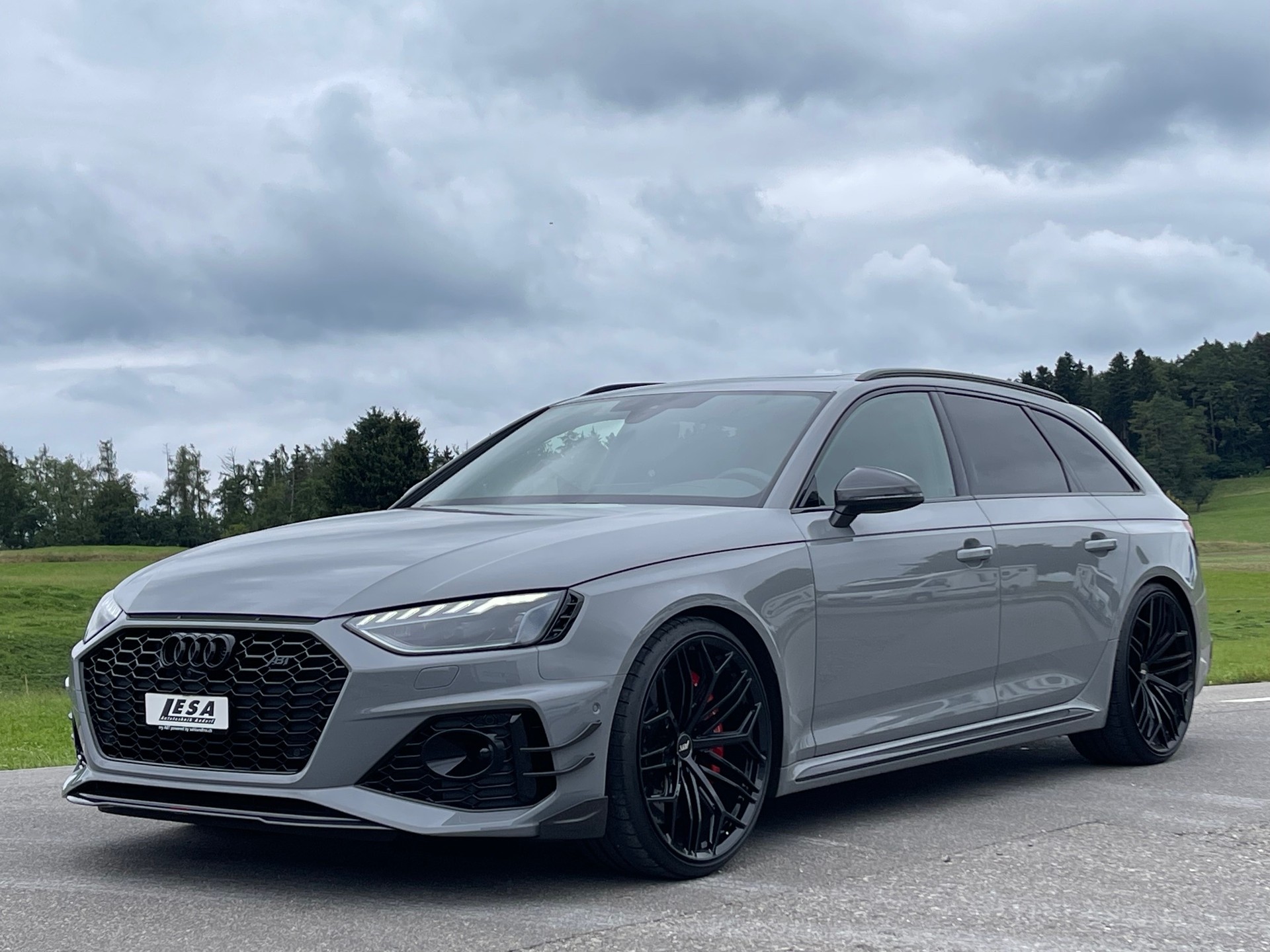 AUDI RS4-X ABT Avant quattro tiptronic