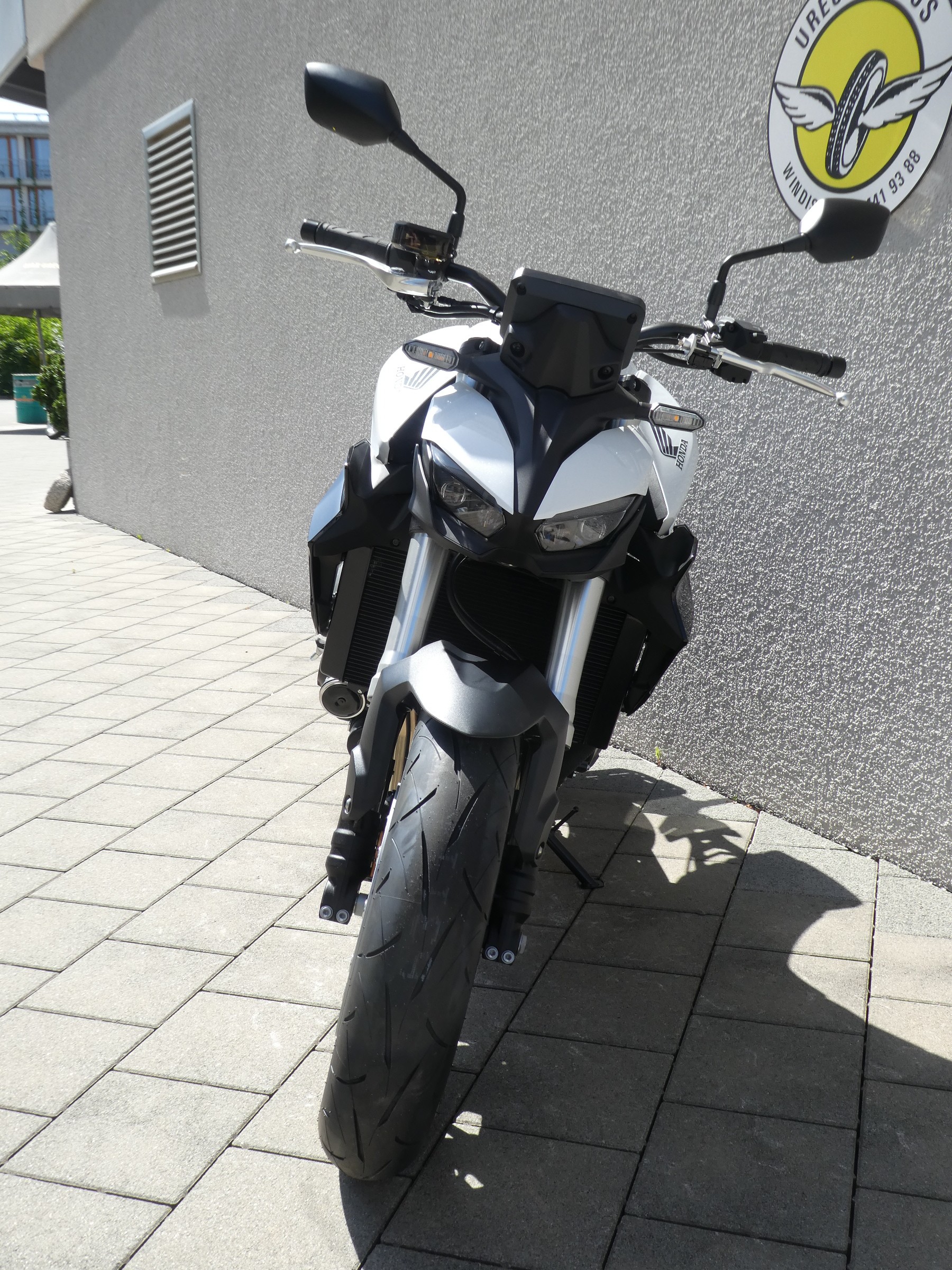 HONDA CB 1000 Hornet-image-2