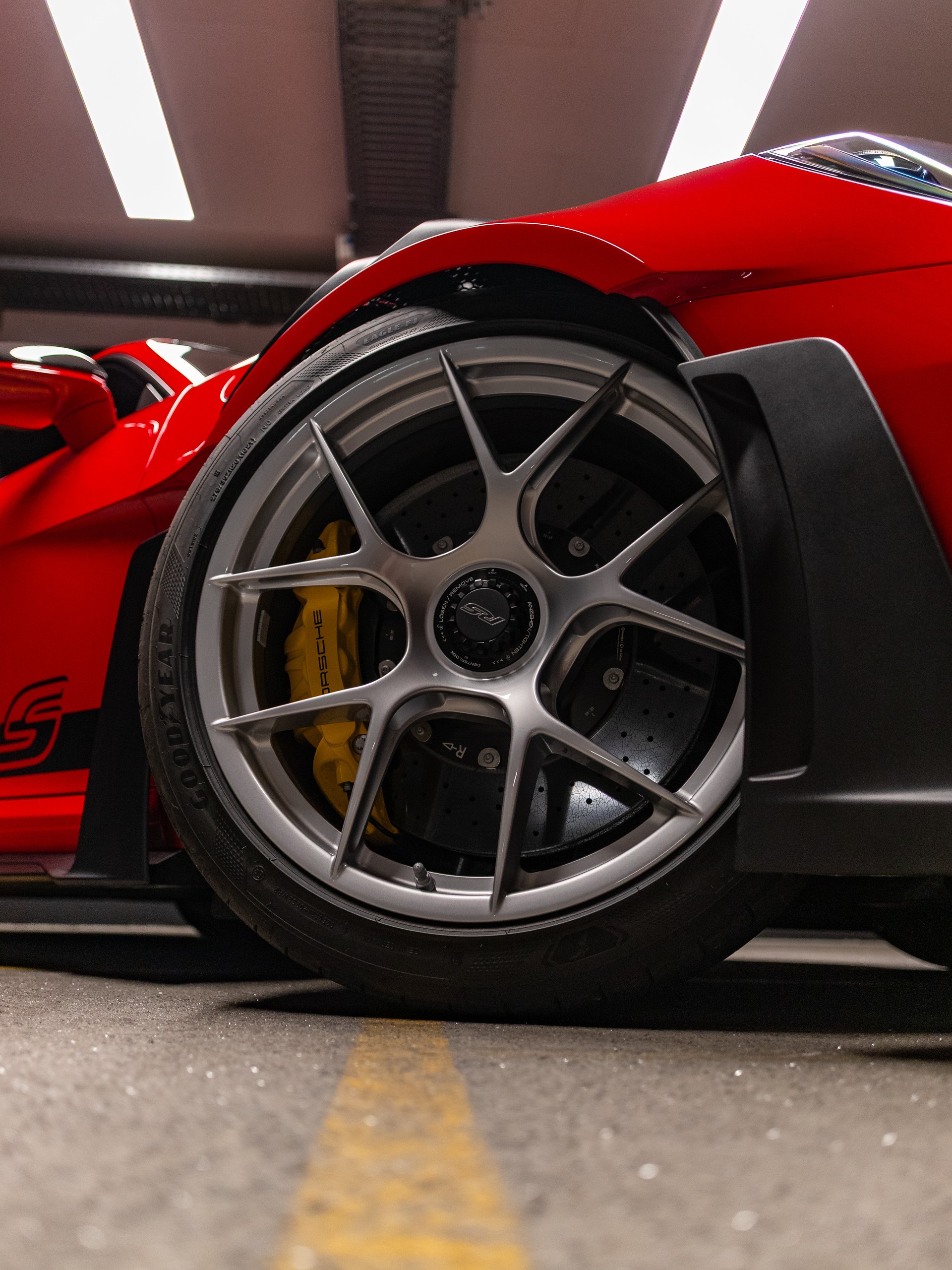 PORSCHE 911 GT3 RS *CH-Auto*full option*foliert*-image-10
