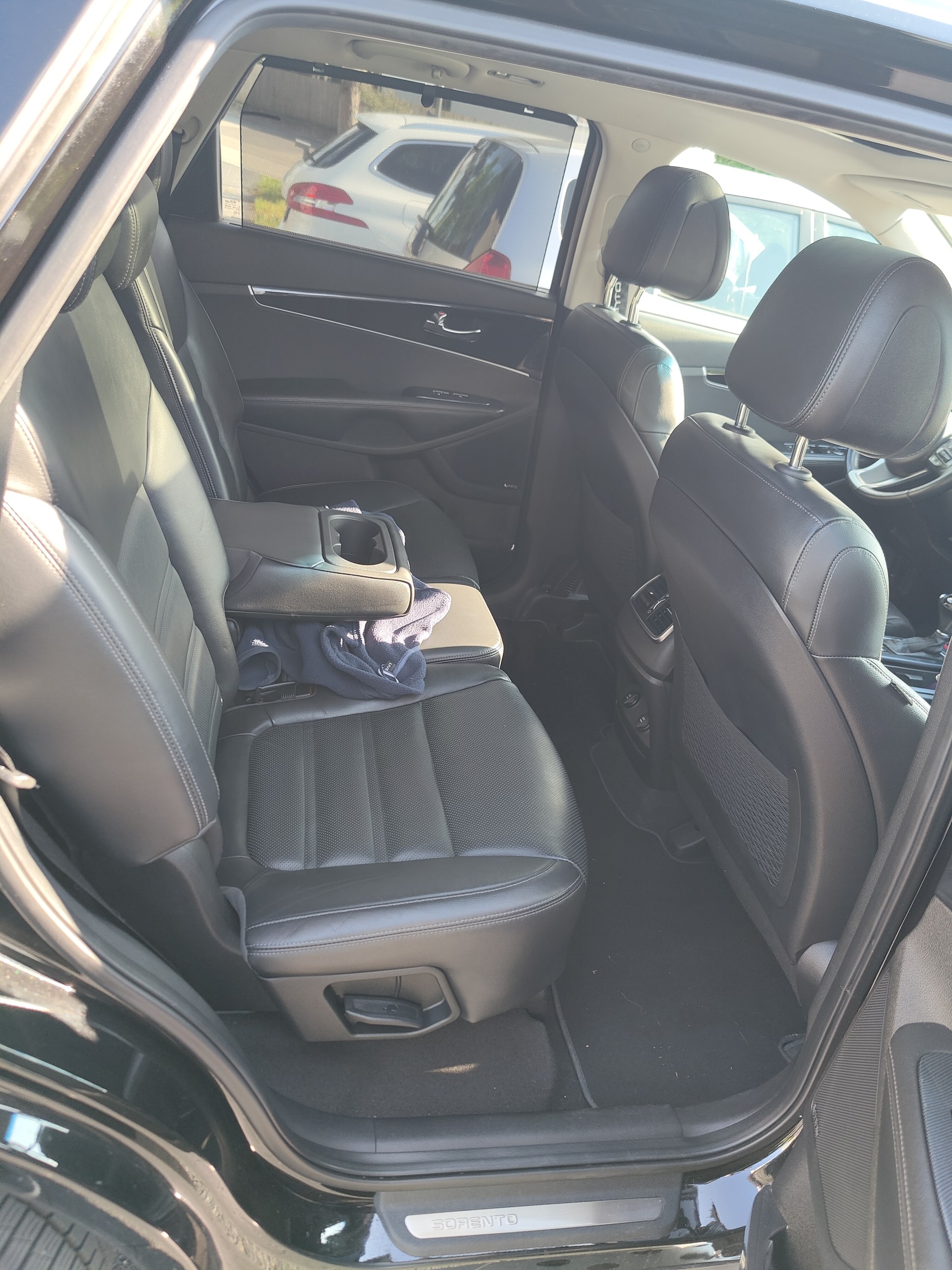 KIA Sorento 2.2 CRDI Style 5P. Automatic-image-4