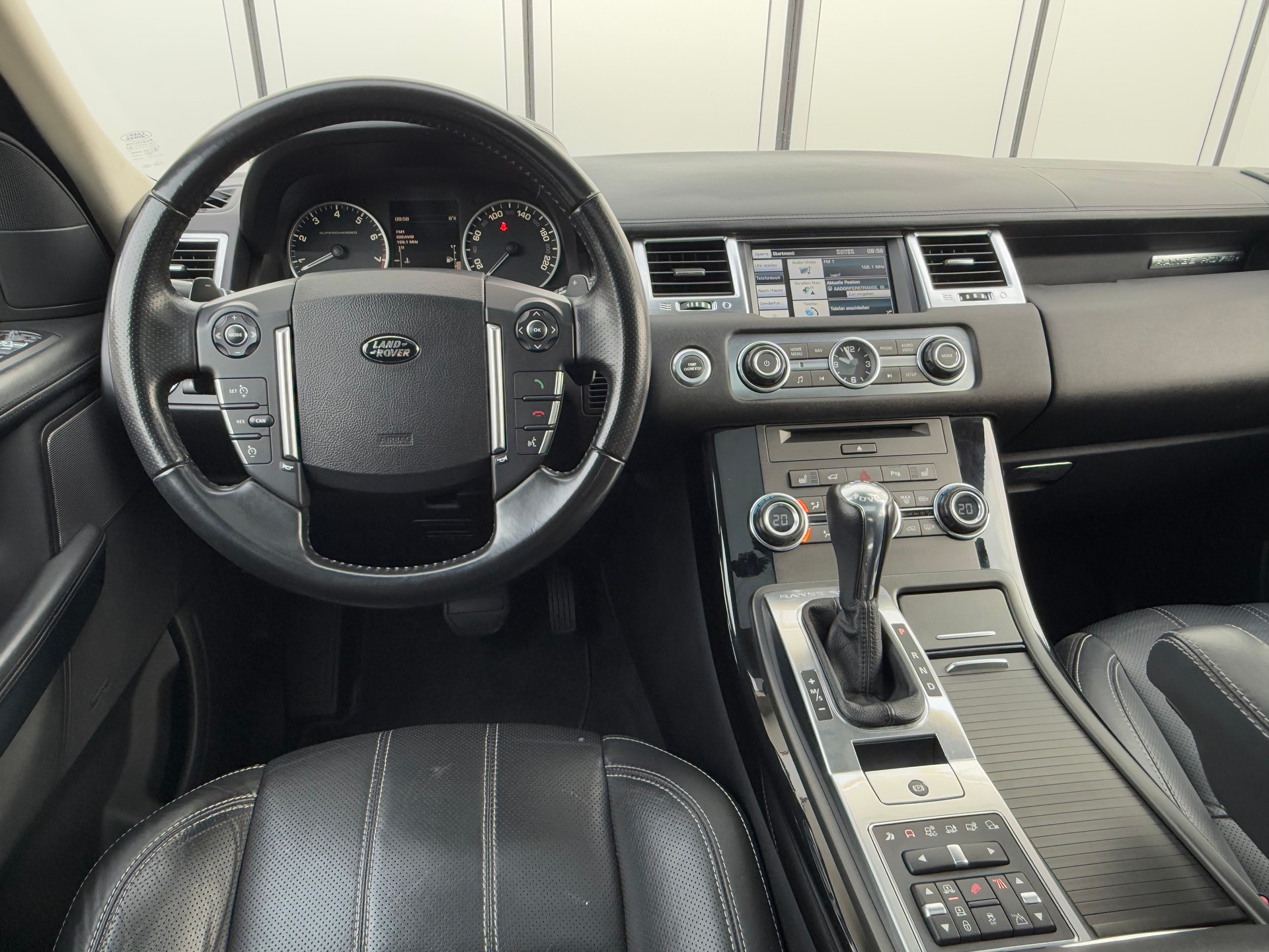LAND ROVER Range Rover Sport 5.0 V8 SC Automatic-image-6