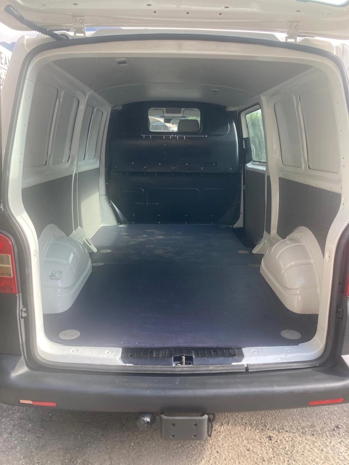 VW T5 2.0 TDI 4Motion-image-8