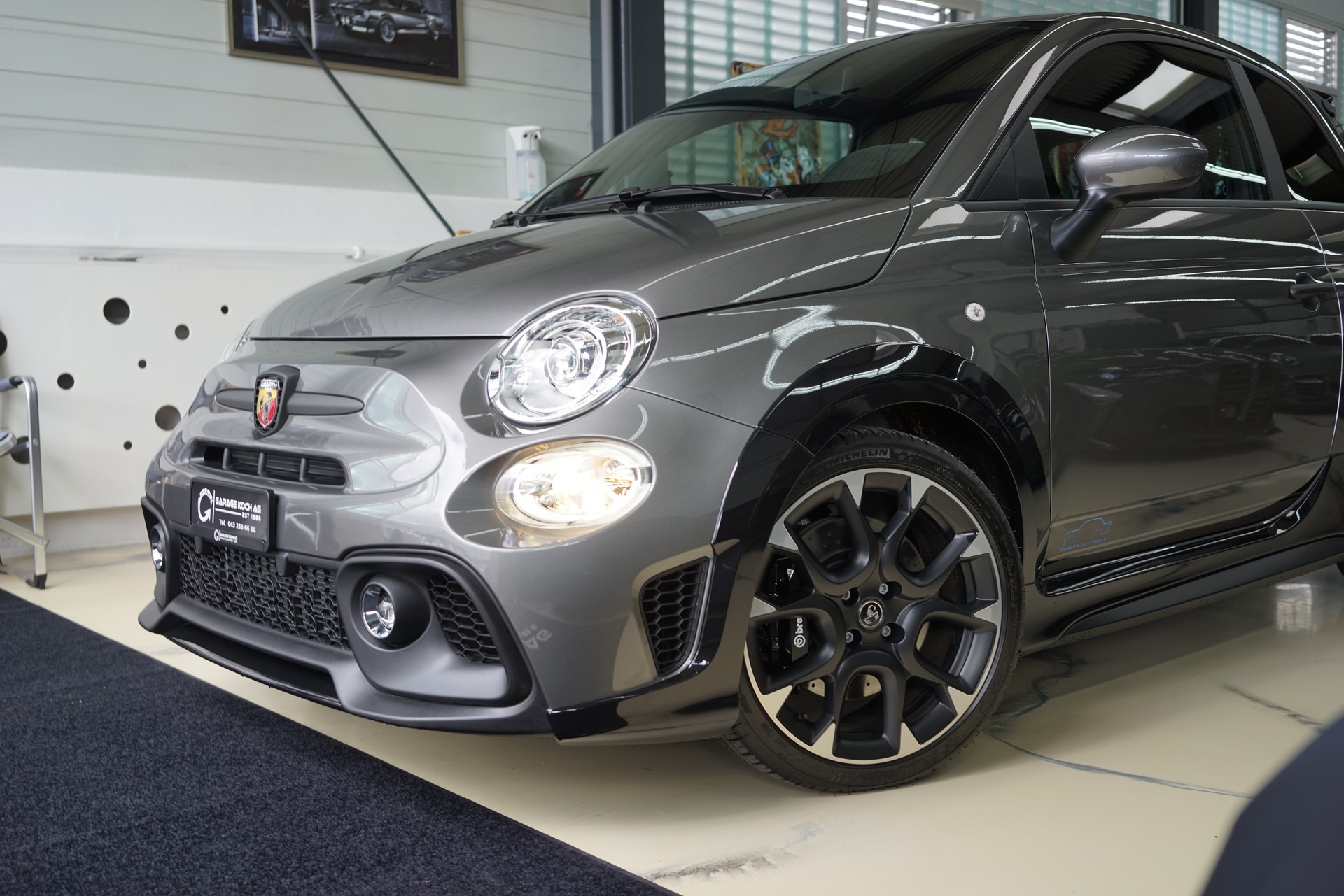 FIAT 695 1.4 16V Turbo Abarth Turismo-showroom-element-3