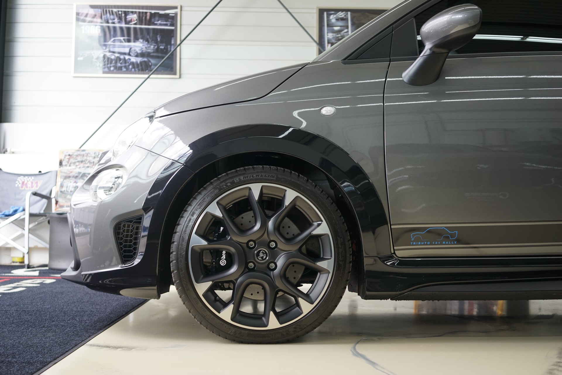 FIAT 695 1.4 16V Turbo Abarth Turismo-image-16