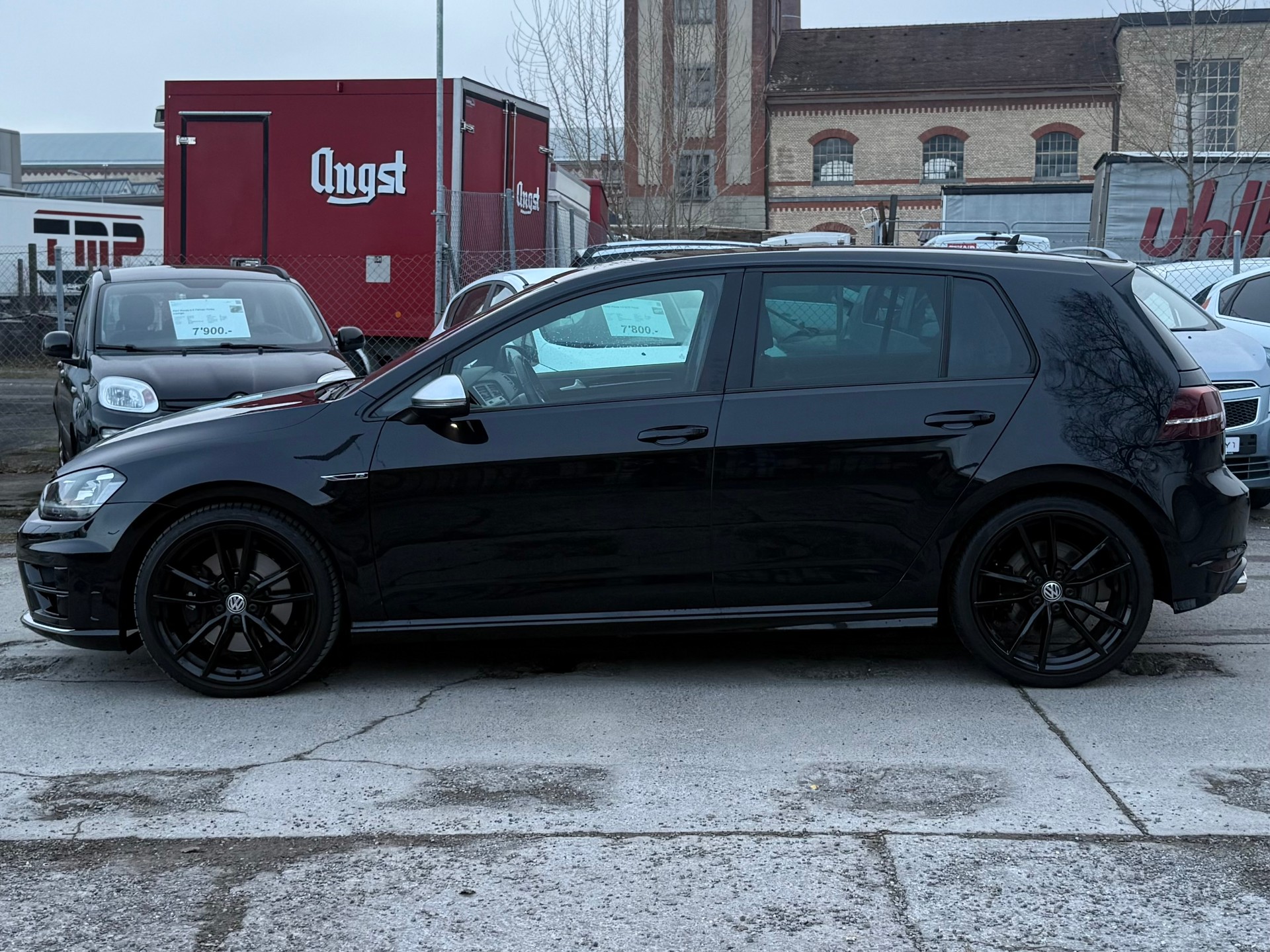 VW Golf 2.0 TSI R 4Motion DSG-image-6