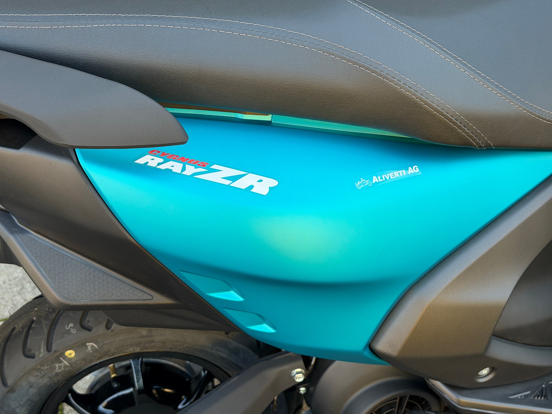 YAMAHA RayZR-image-9