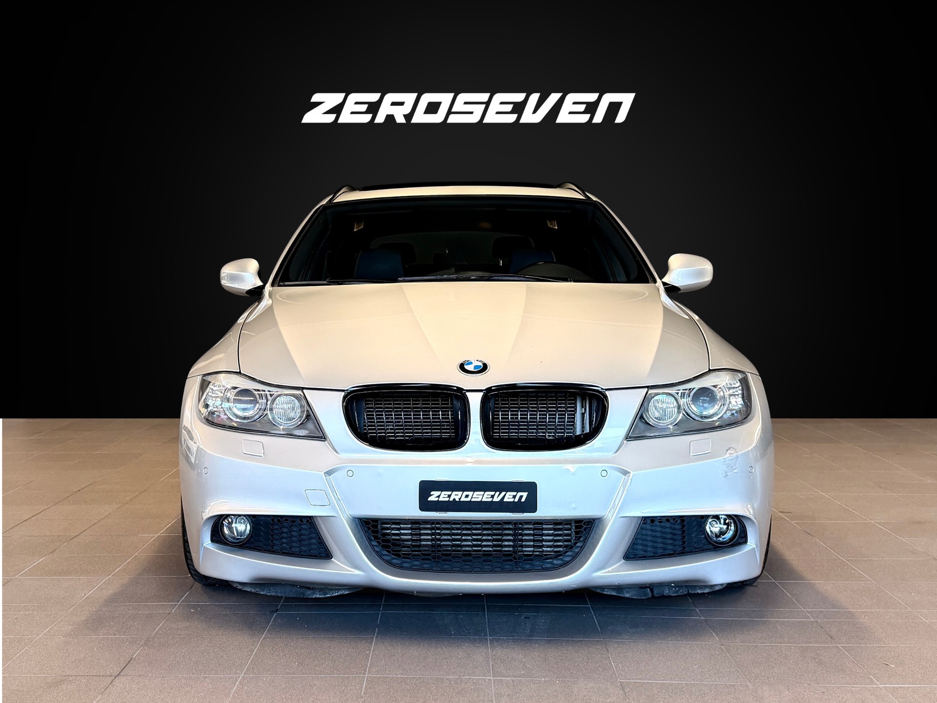 BMW 330d xDrive Touring Steptronic-image-11