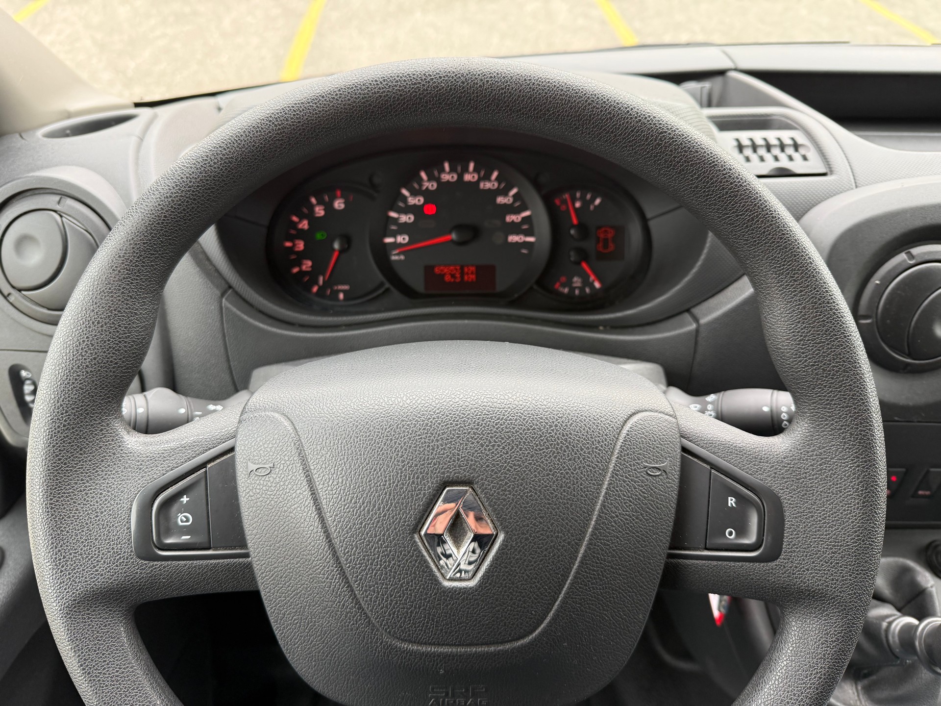 RENAULT Master T35 ENERGY 2.3dCi 145 L3 Hebebühne-image-9