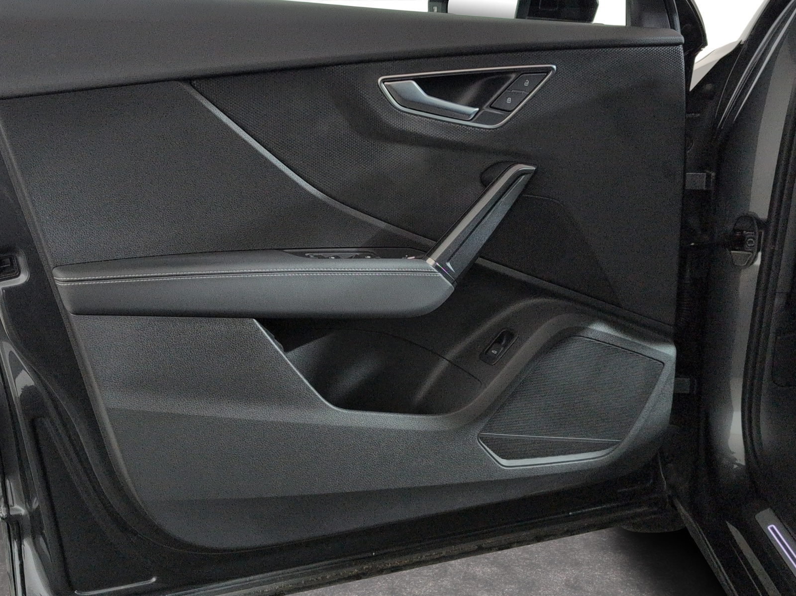AUDI SQ2 TFSI quattro S-tronic-image-13