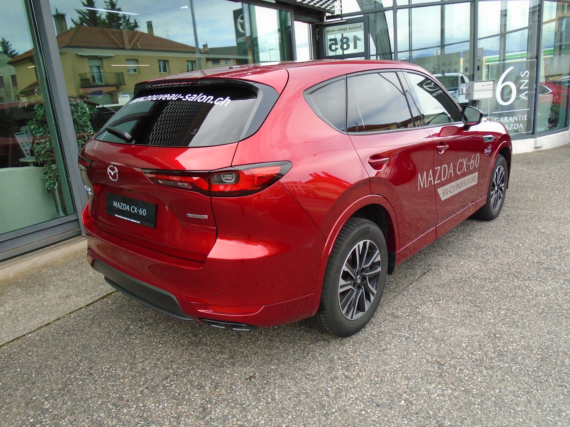 MAZDA CX-60 3.3L e-Skyactiv D 254 MHEV AWD Homura Plus-image-3