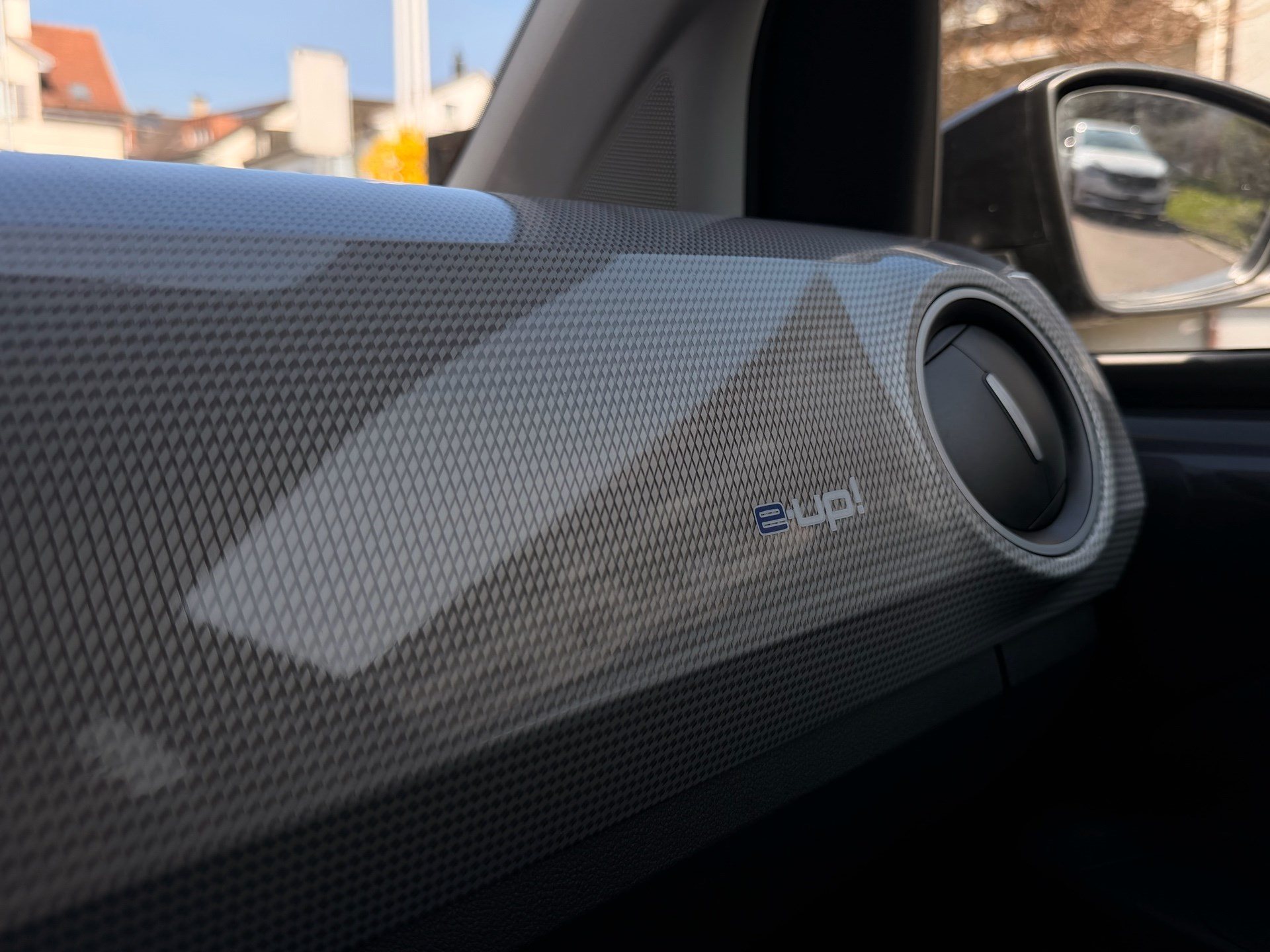 VW e-up! E-UP! EDITION *** TOPPREIS ***-image-19