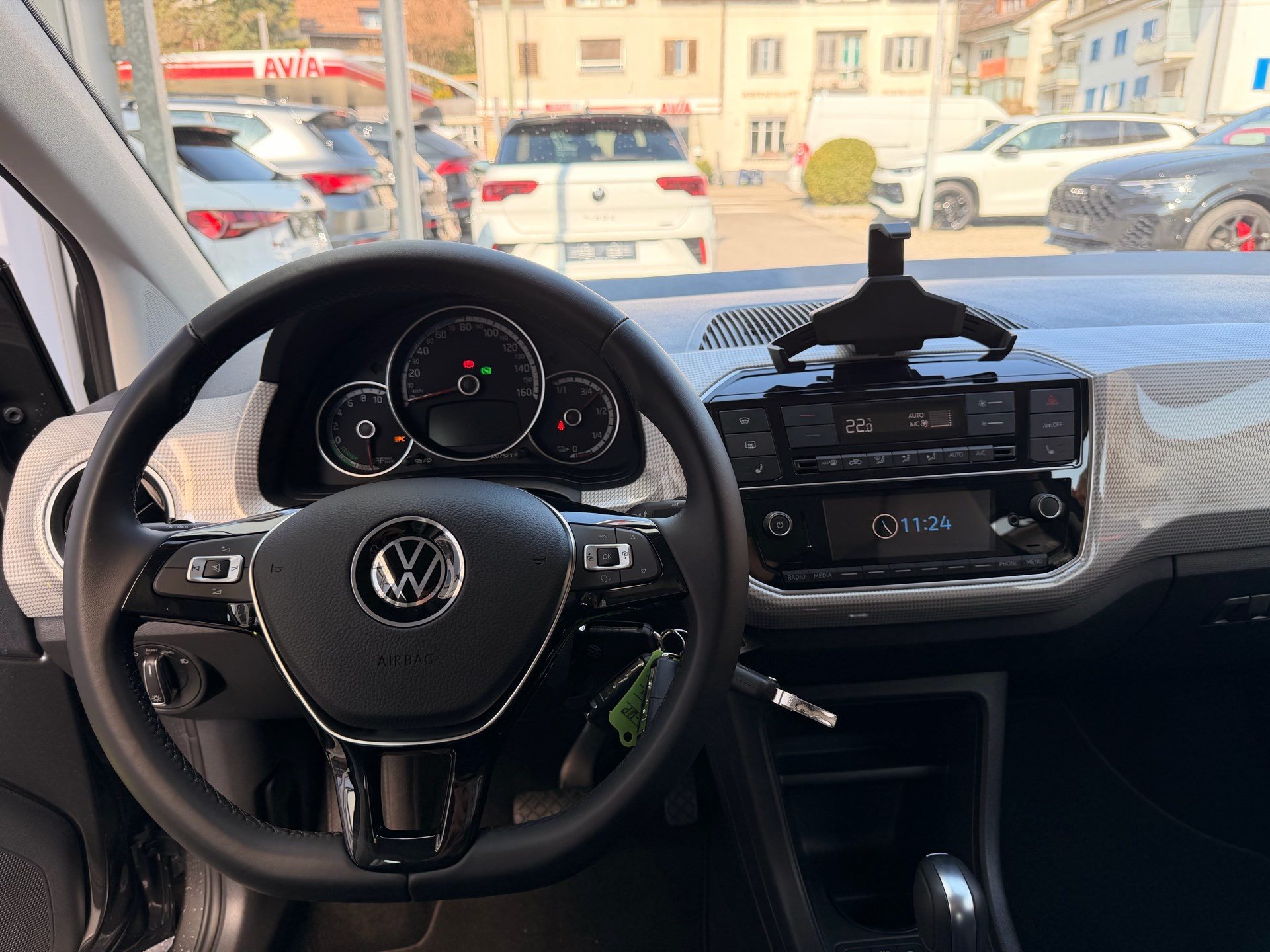 VW e-up! E-UP! EDITION *** TOPPREIS ***-image-9