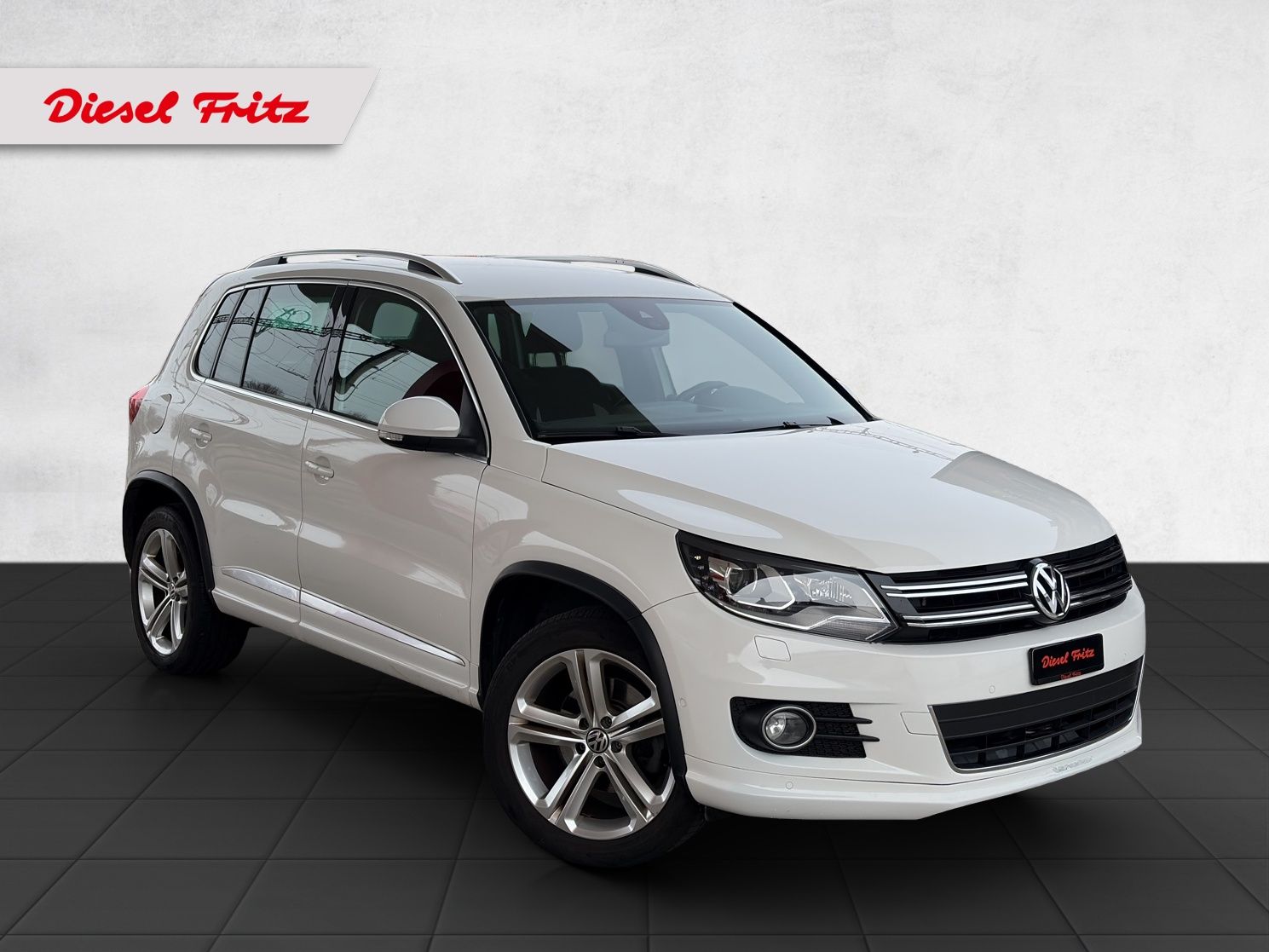 VW Tiguan 2.0 TDI BlueMotion Sport&Style 4Motion DSG-image-6