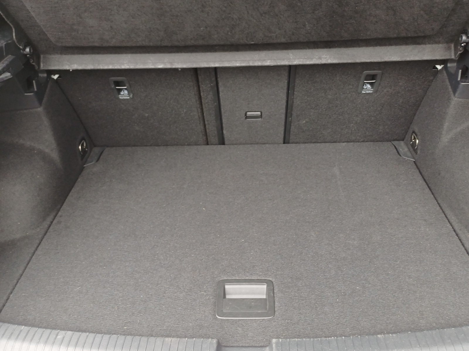 VW T-Roc 2.0 TSI R-Line DSG 4Motion-image-12