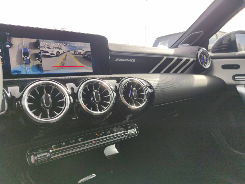 MERCEDES-BENZ A 45 S AMG 4matic+-image-5