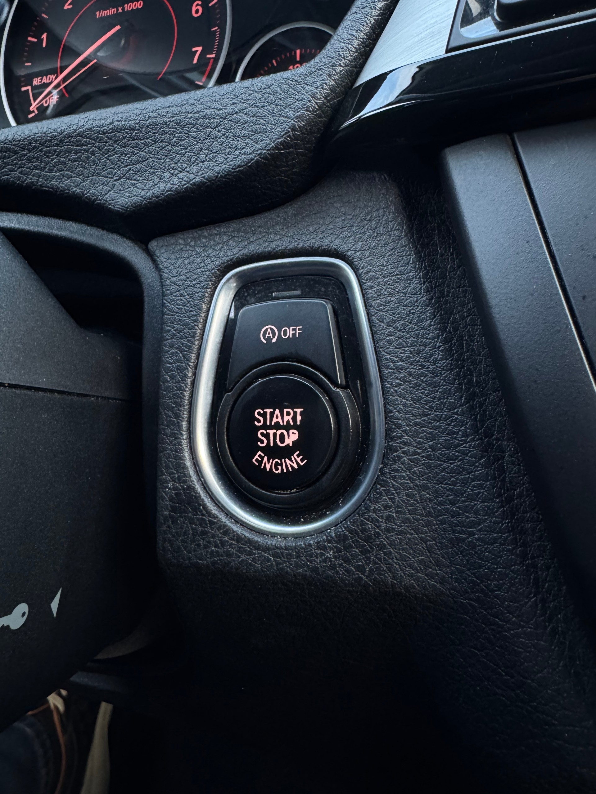 BMW 328i xDrive Sport Line-image-20