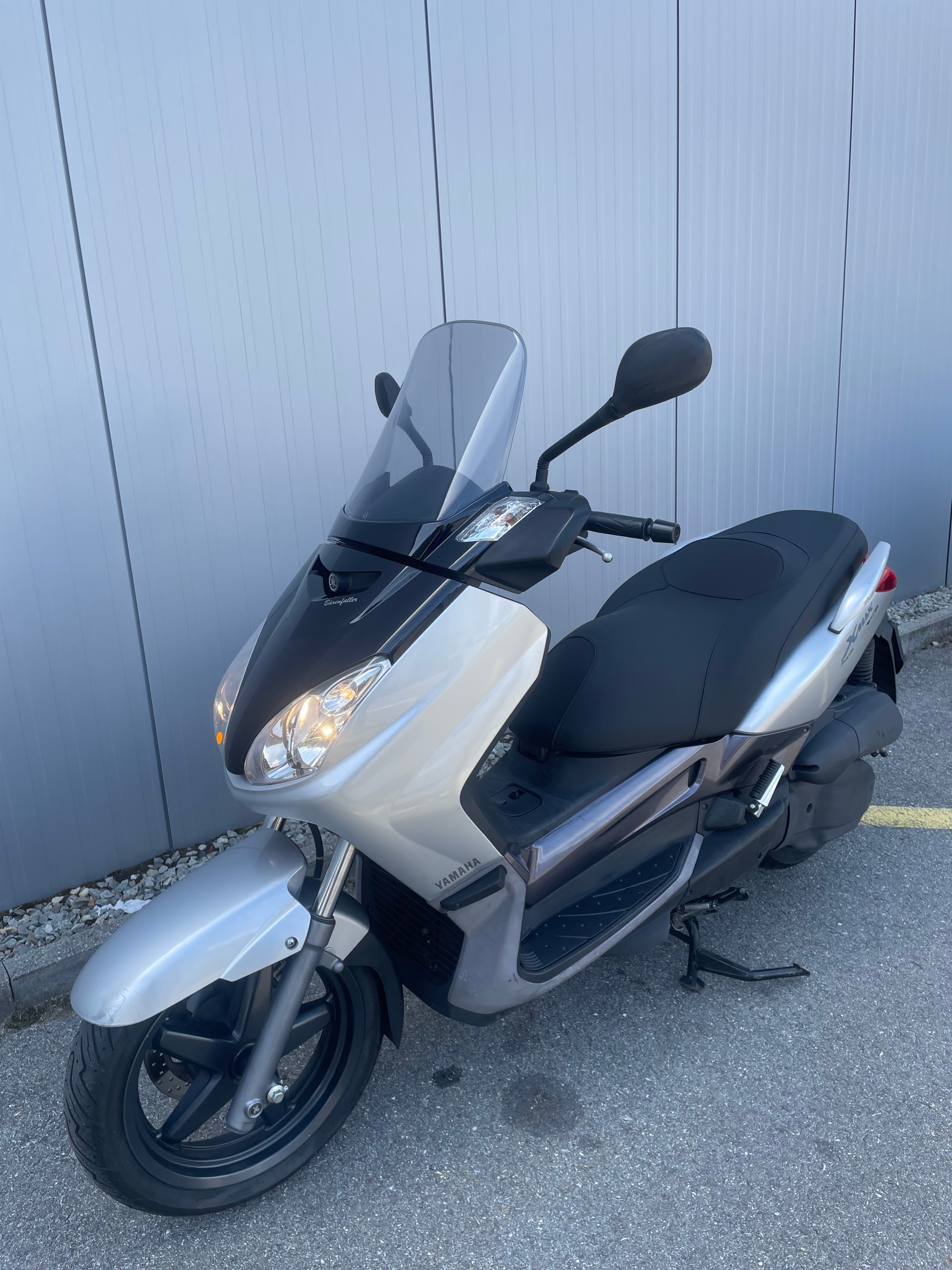 YAMAHA X-Max YP 125 R-image-3