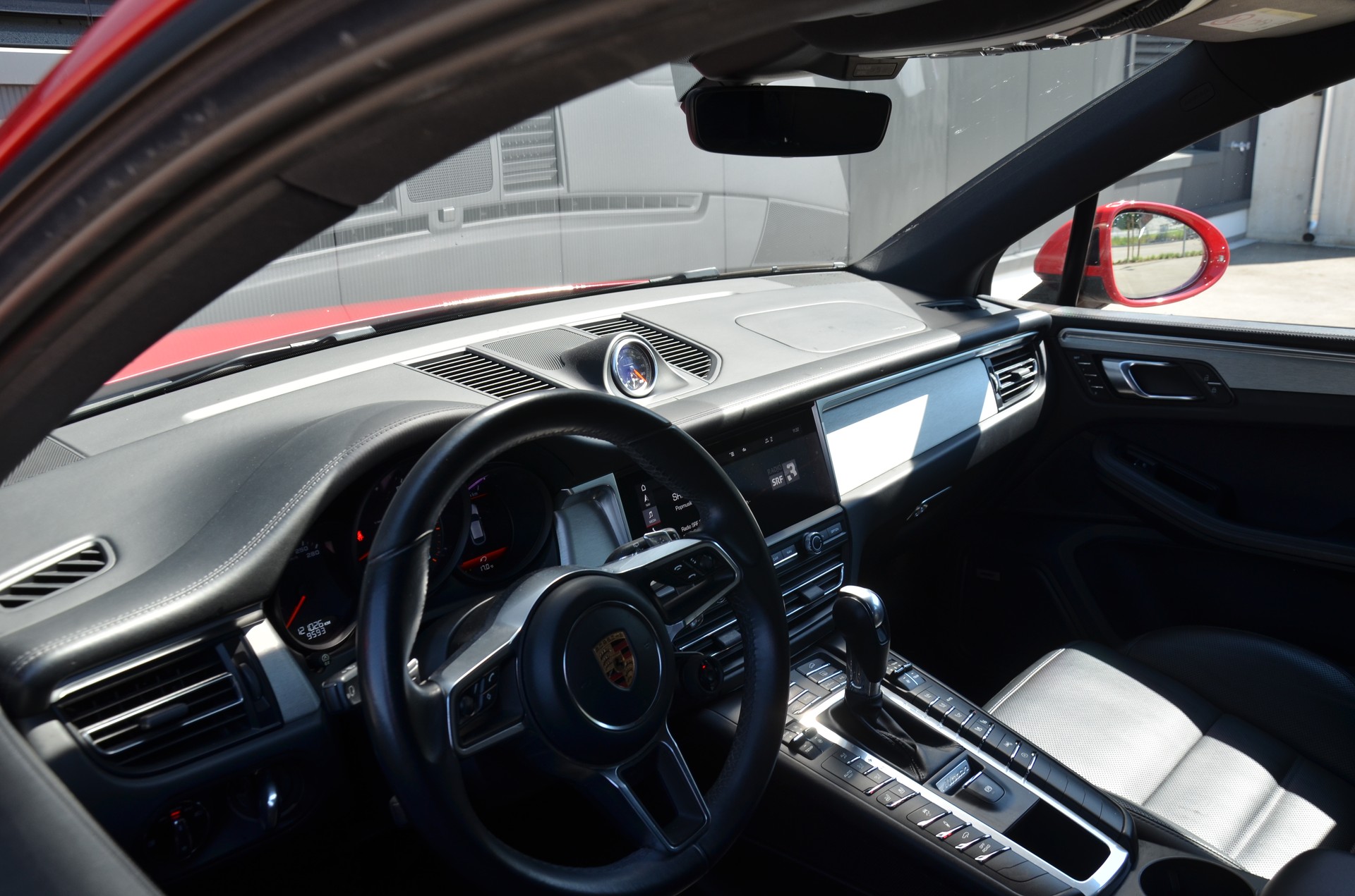 PORSCHE Macan PDK-image-19