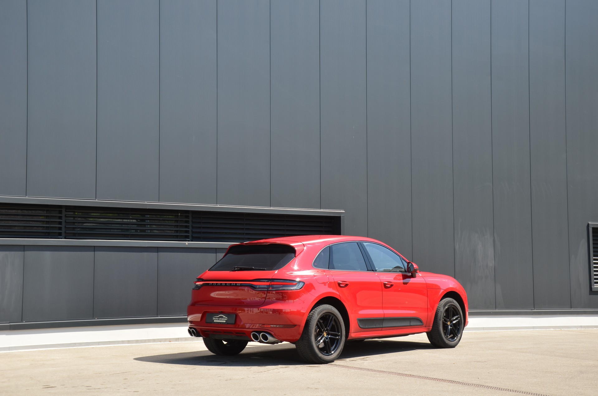 PORSCHE Macan PDK-image-2