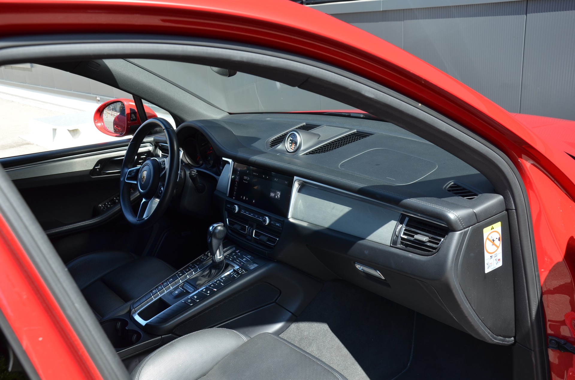 PORSCHE Macan PDK-image-11