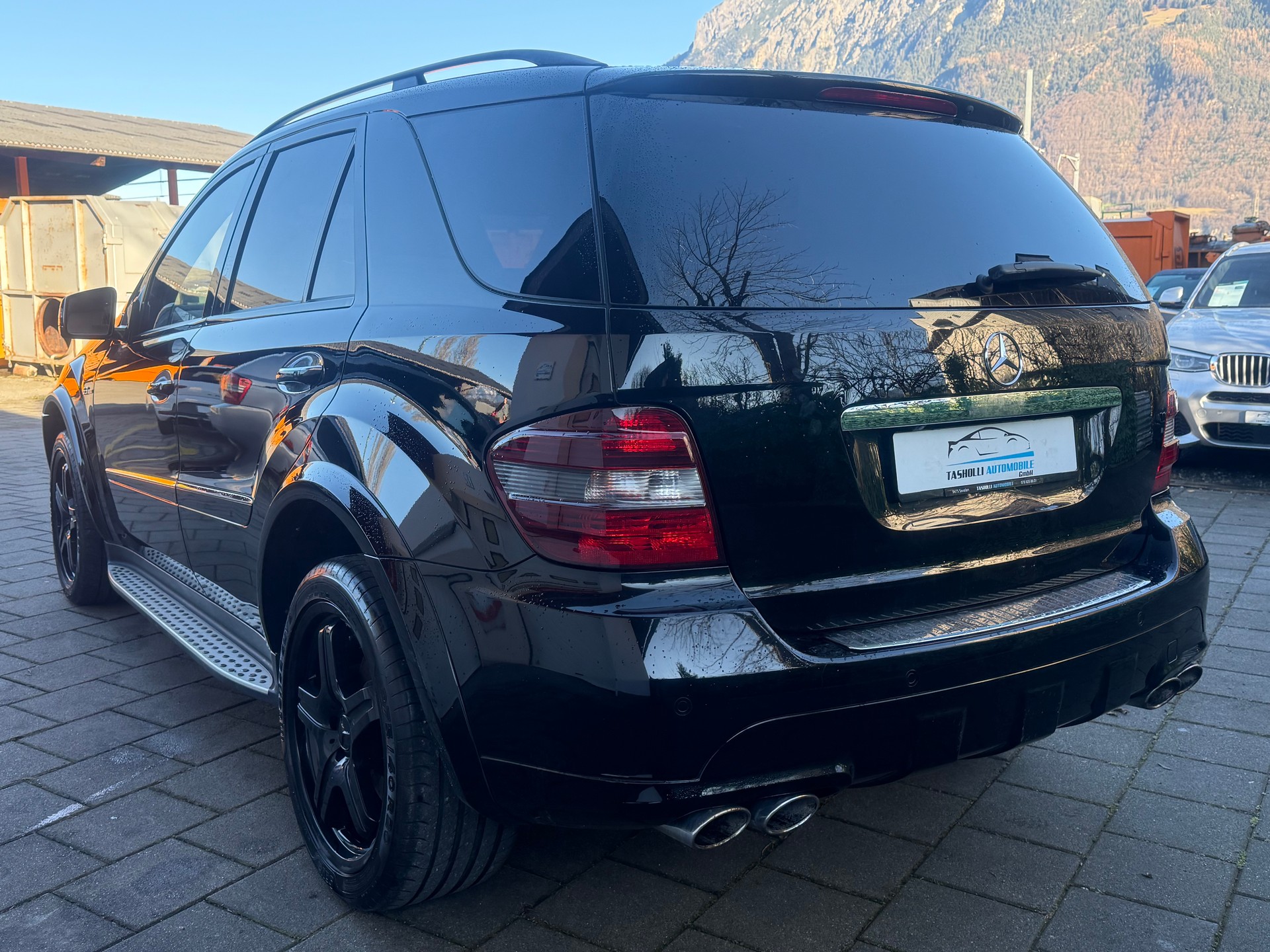 MERCEDES-BENZ ML63 AMG-image-3