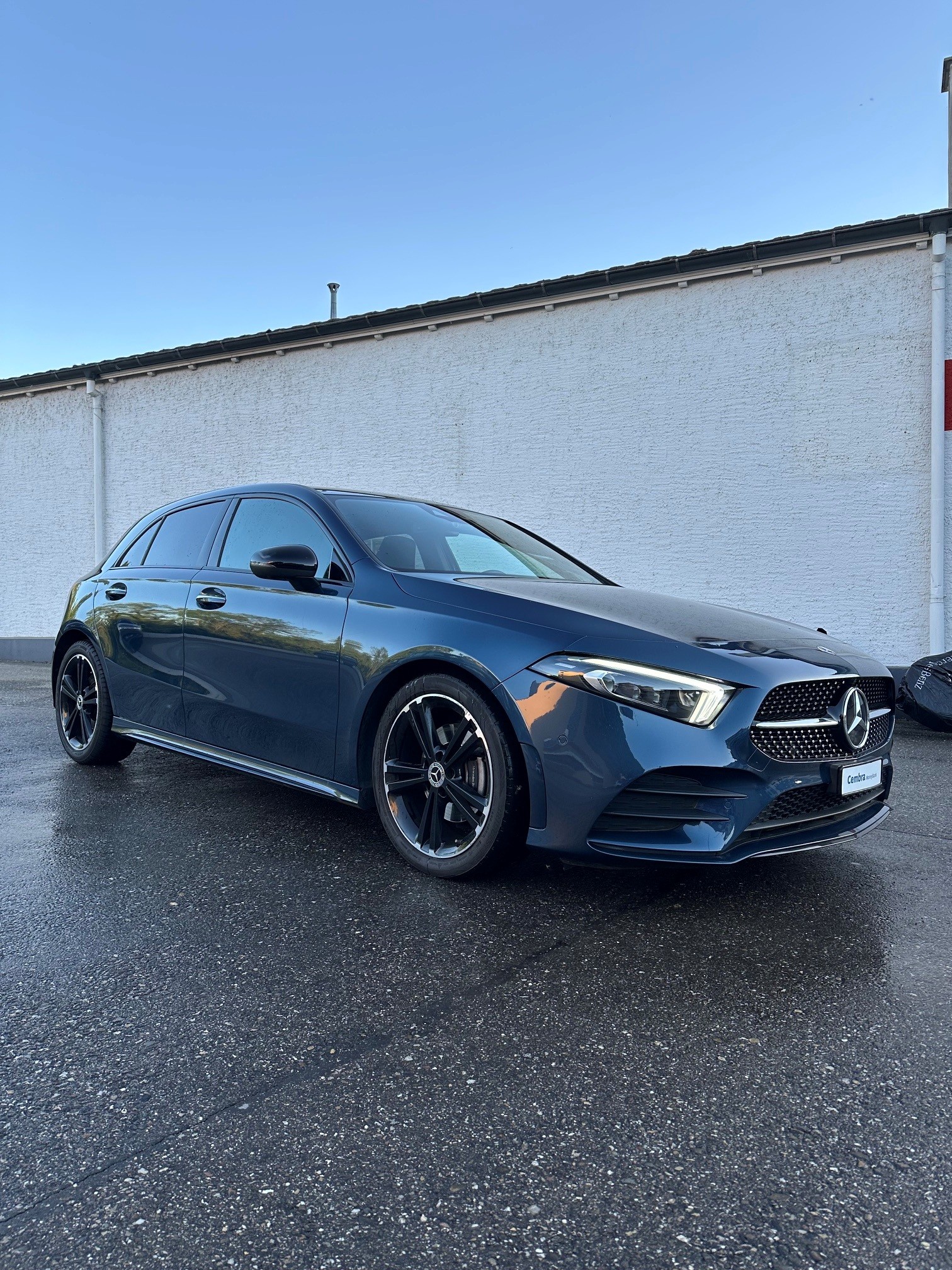 MERCEDES-BENZ A 200 AMG Line 7G-DCT-image-10