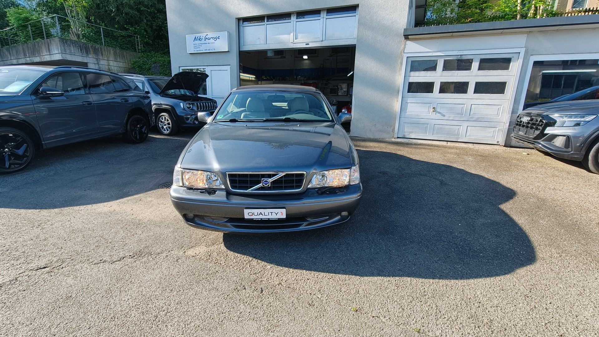 VOLVO C70 Cabriolet 2.0T-image-1
