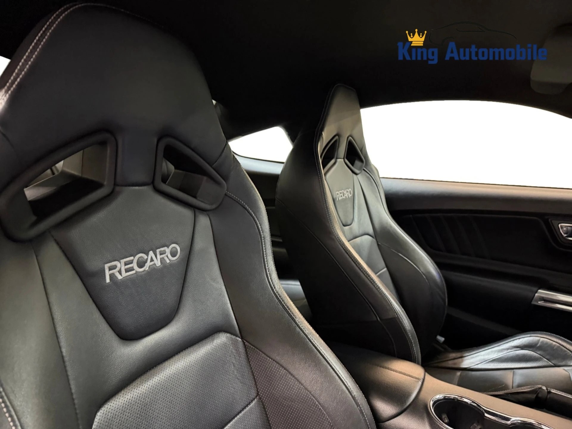 FORD Mustang Fastback 5.0 V8 GT | CH-Auto | Ab MFK 01.2026 | Recaro Ledersportsitze | Navi-image-11