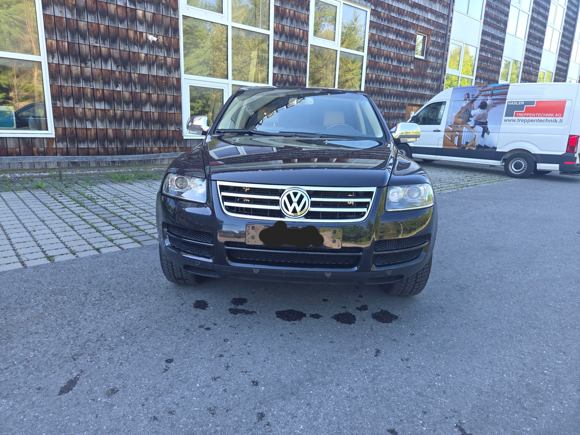 VW TOUAREG-image-1