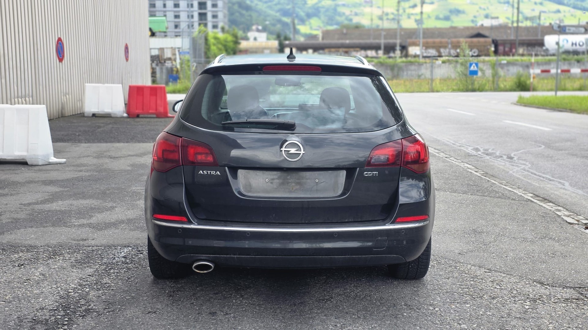 OPEL Astra SportsTourer 2.0 CDTi Cosmo-image-4