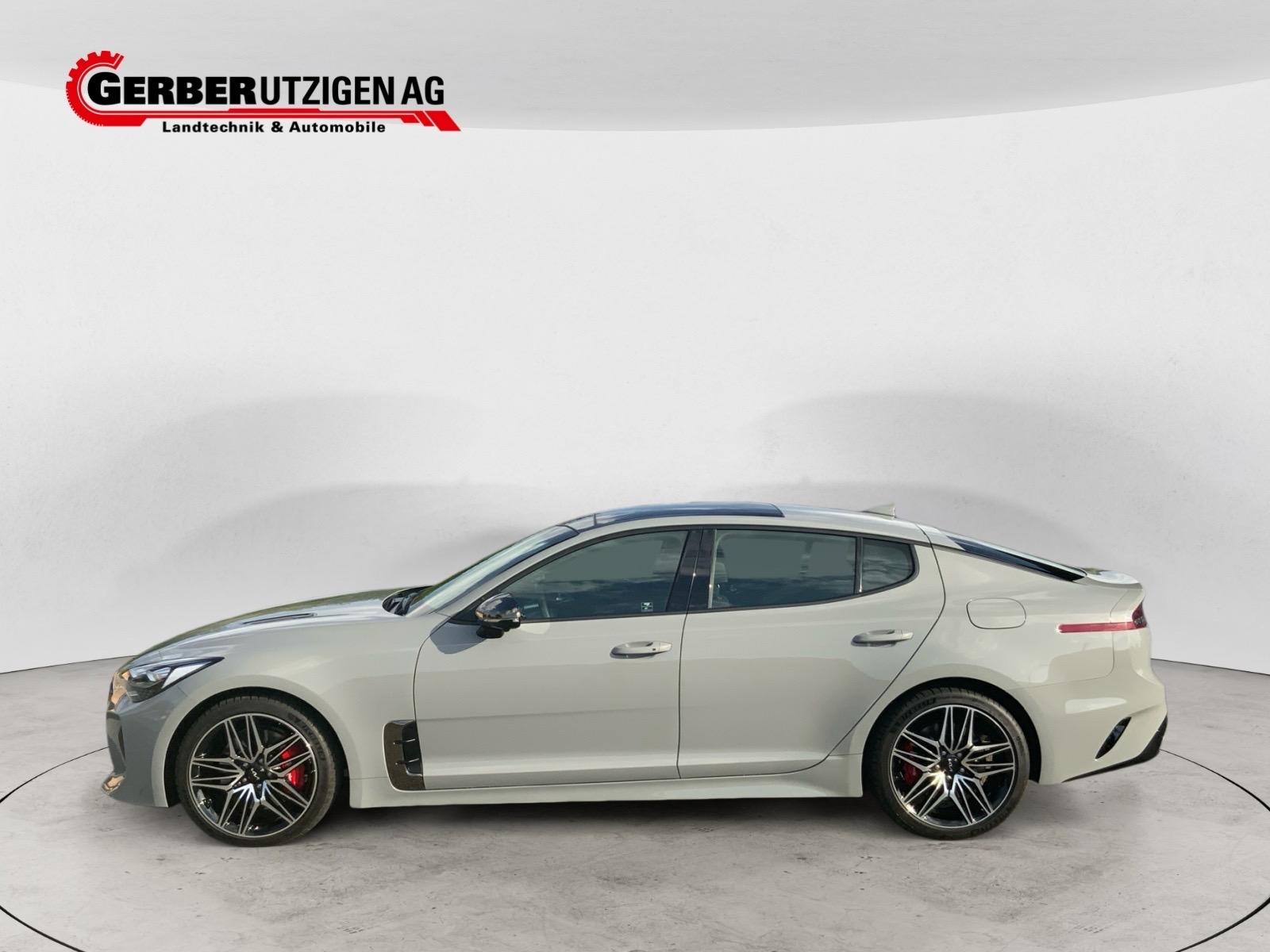 KIA Stinger GT 3.3 T-GDi-showroom-element-1