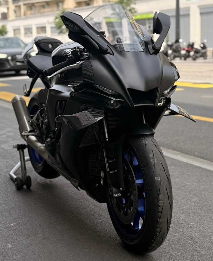 YAMAHA YZF-R1 ABS-image-8