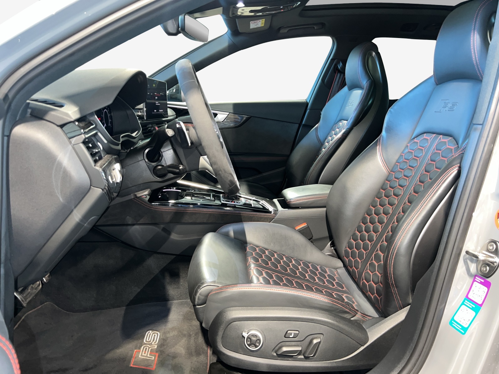 AUDI RS4 Avant quattro tiptronic-image-7