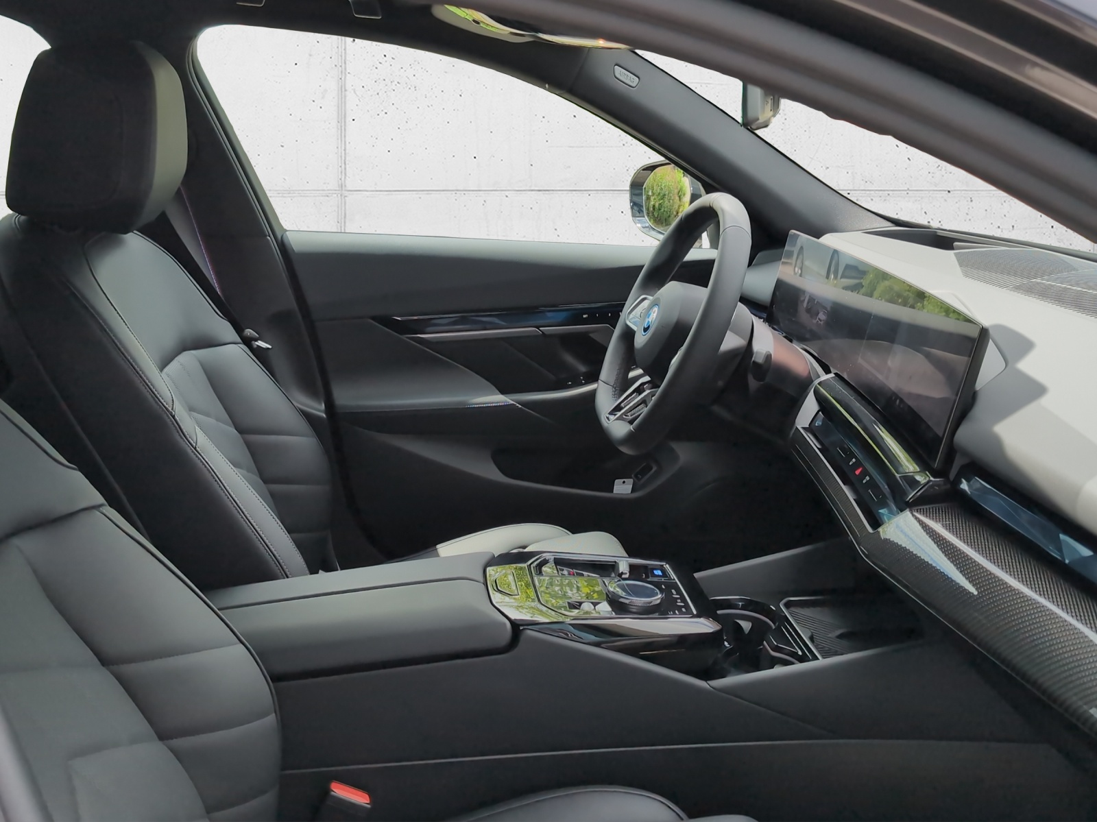 BMW i5 xDrive 40 Tour M S.Pro-image-17
