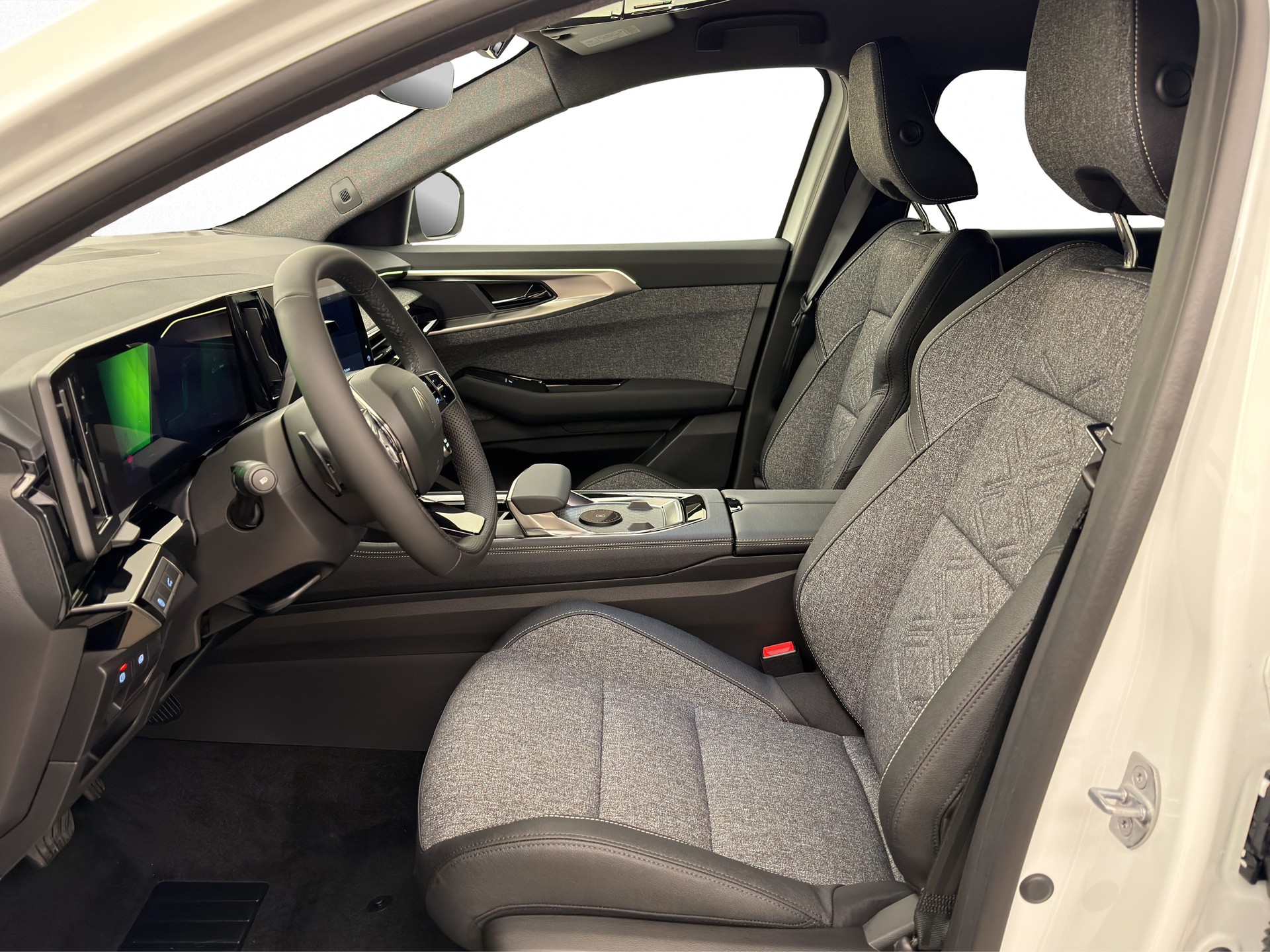 RENAULT Espace 1.2 E-Tech techno 7P-image-6