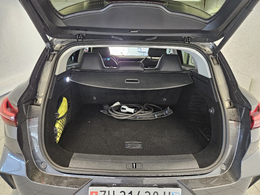 MG Marvel R EV 70kWh Performance AWD-image-15