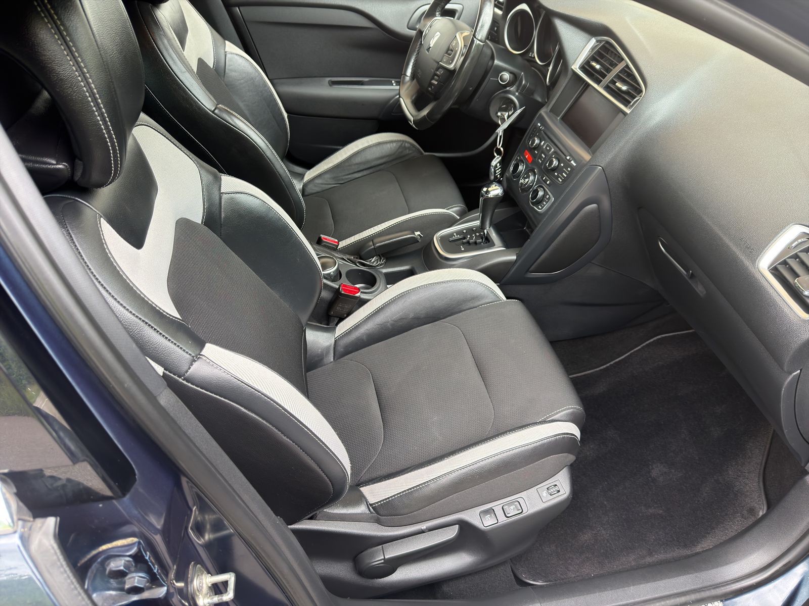 DS AUTOMOBILES DS4 1.6 THP SO Chic Automatic-image-11