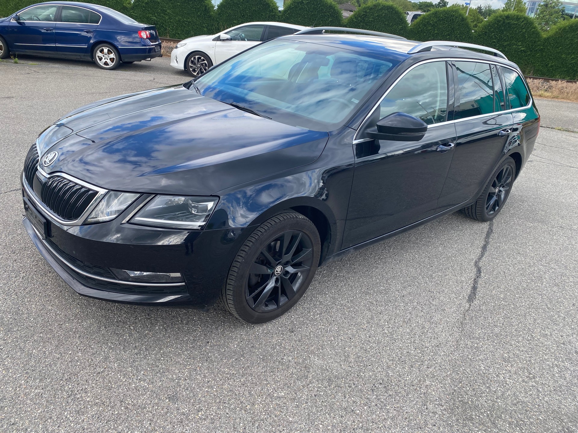 SKODA Octavia Combi 1.4 TSI G-tec Style CNG DSG-image-2